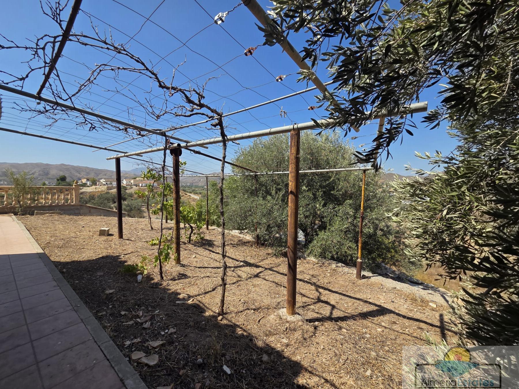 Venta de villa en Cantoria
