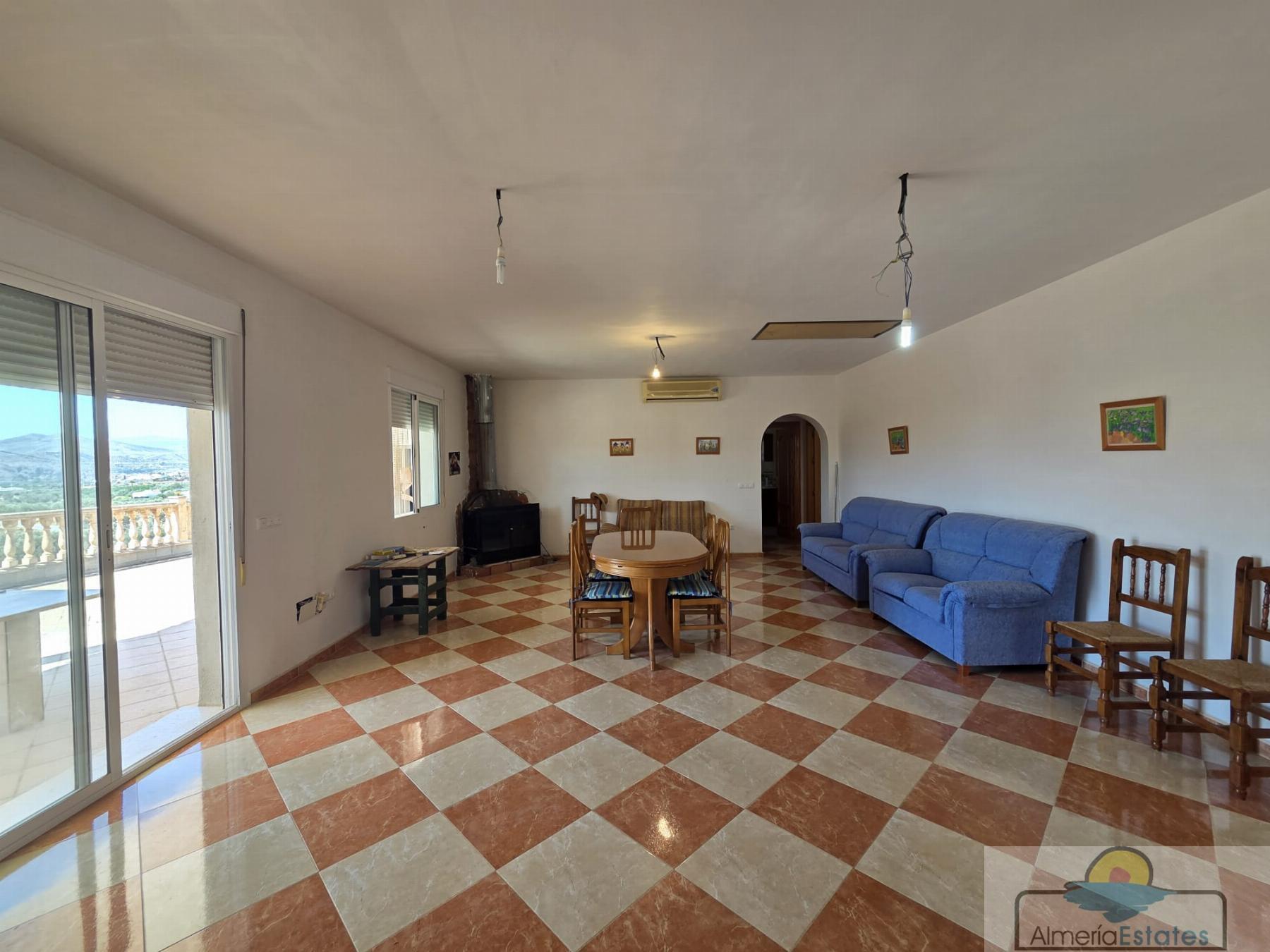 Venta de villa en Cantoria