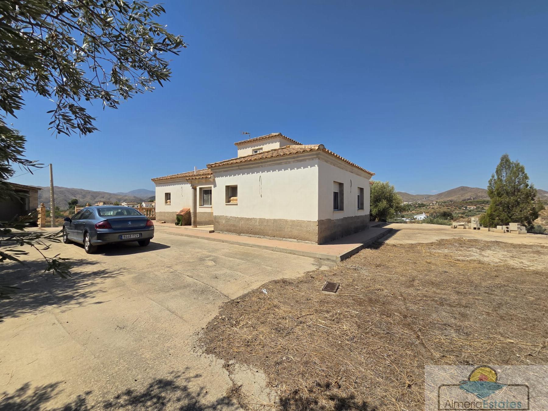 Venta de villa en Cantoria