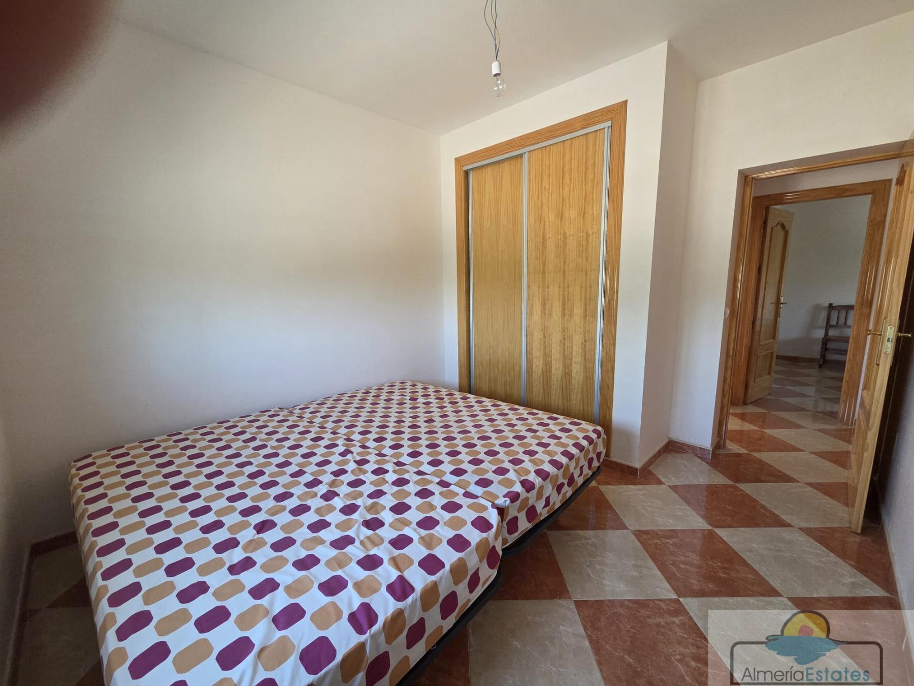 Venta de villa en Cantoria