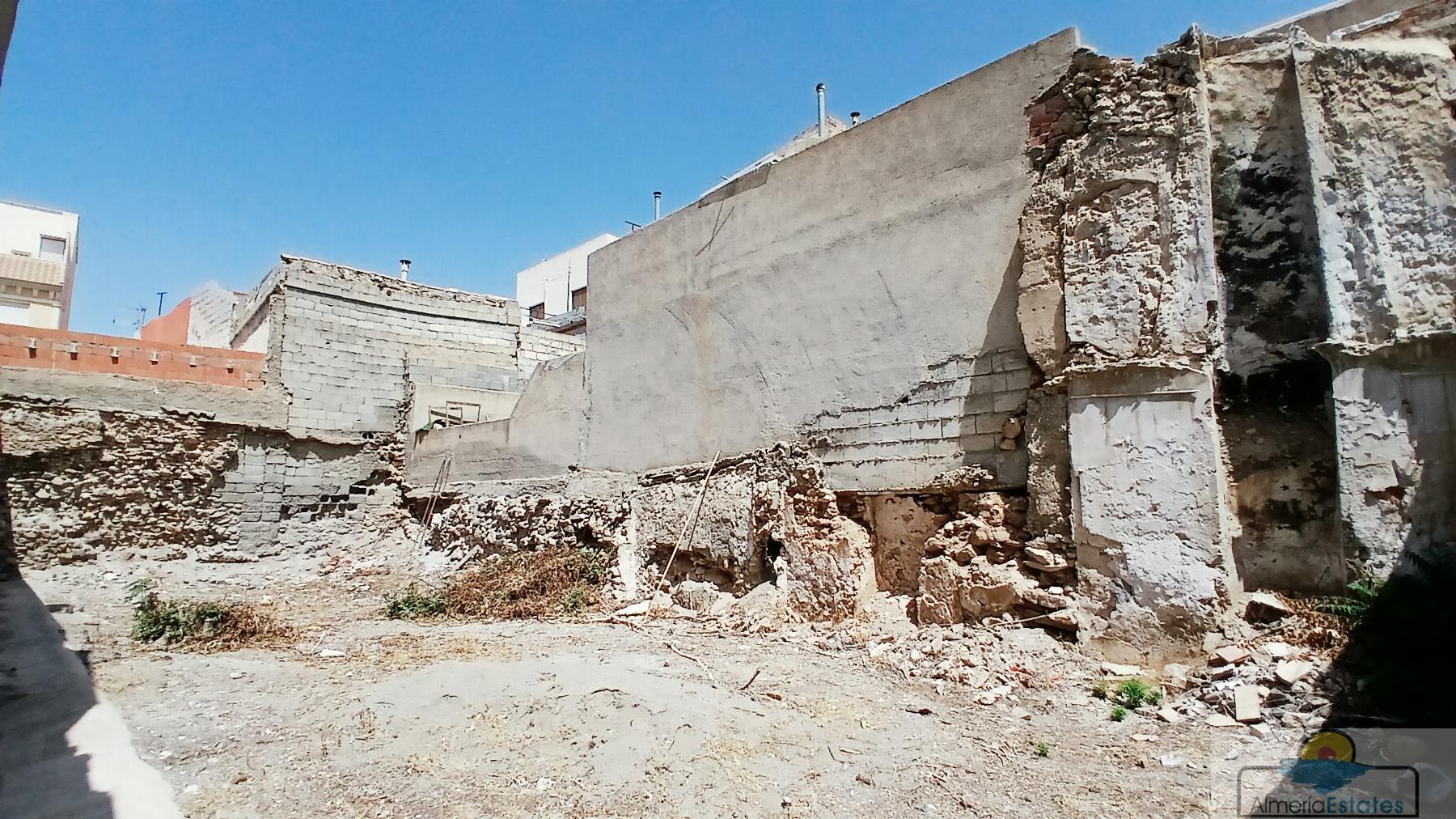Venta de terreno en Albox