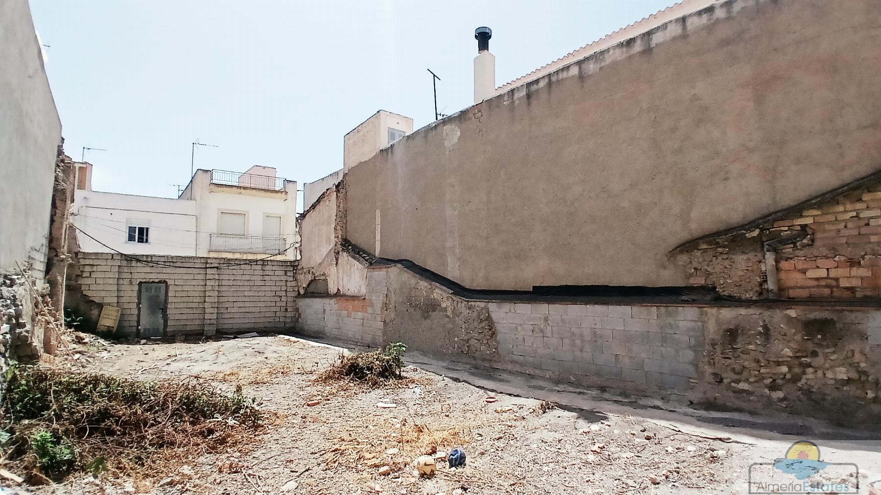 Venta de terreno en Albox