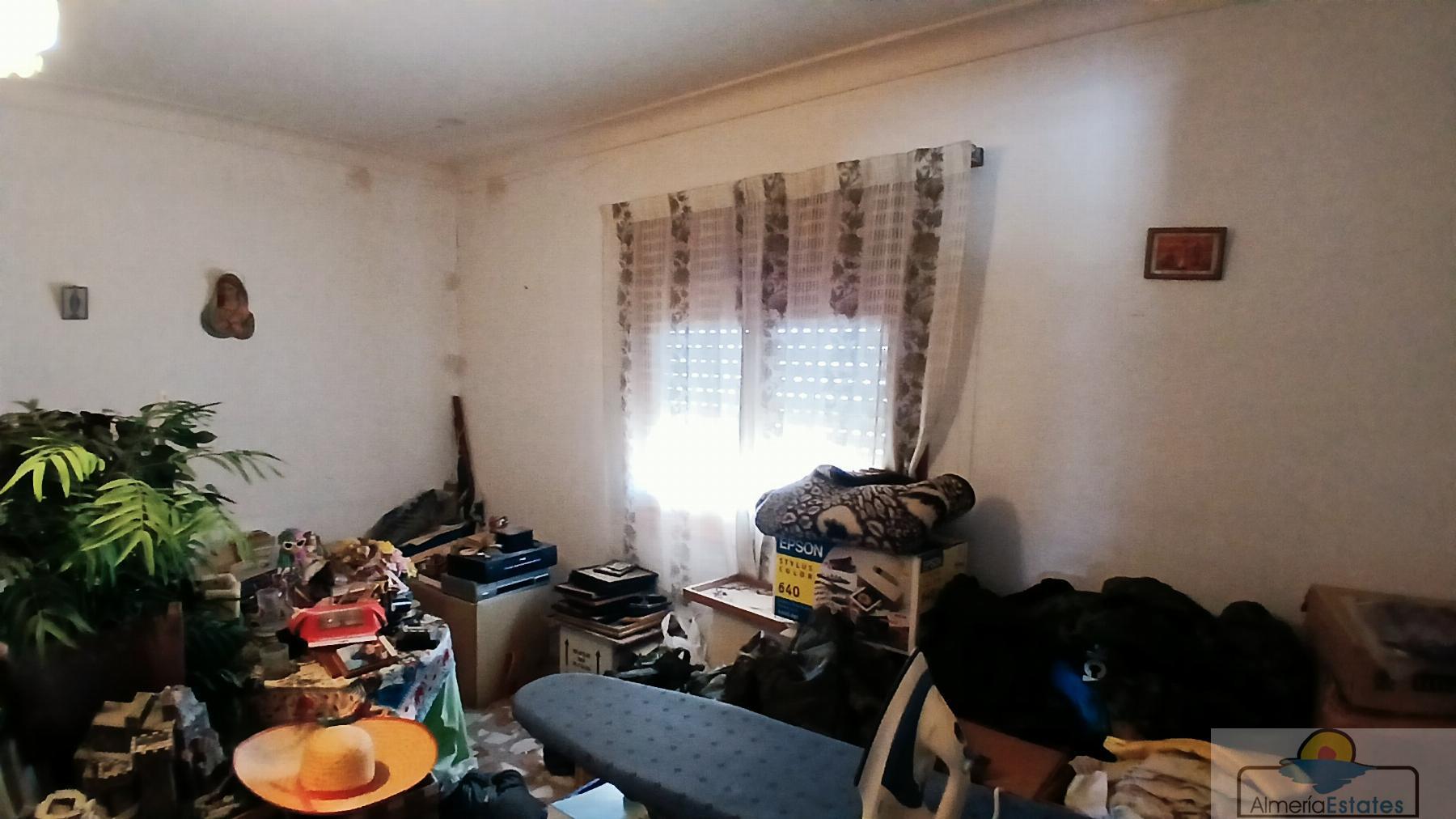 Venta de villa en Zurgena
