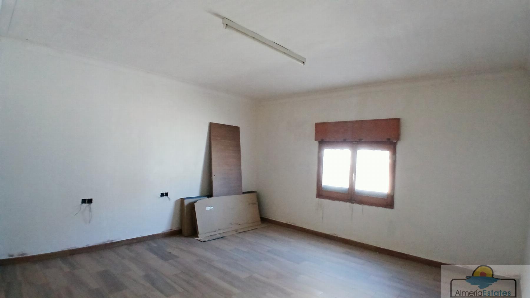 Venta de villa en Zurgena