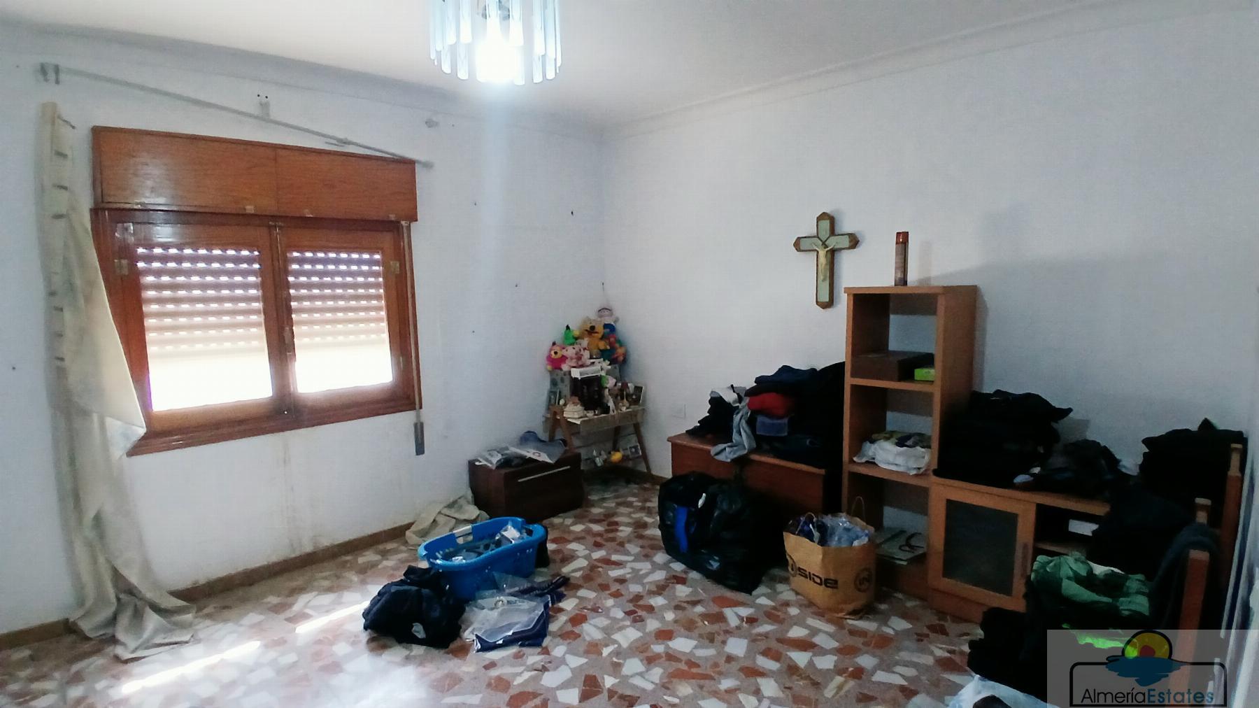 Venta de villa en Zurgena
