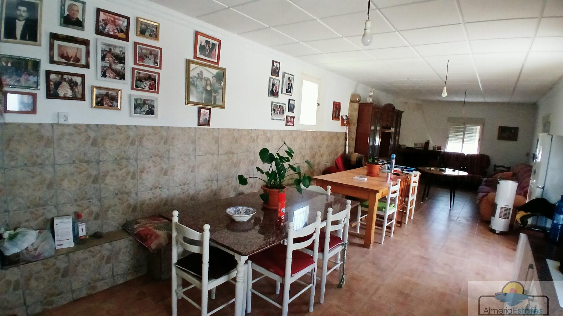 Venta de villa en Zurgena