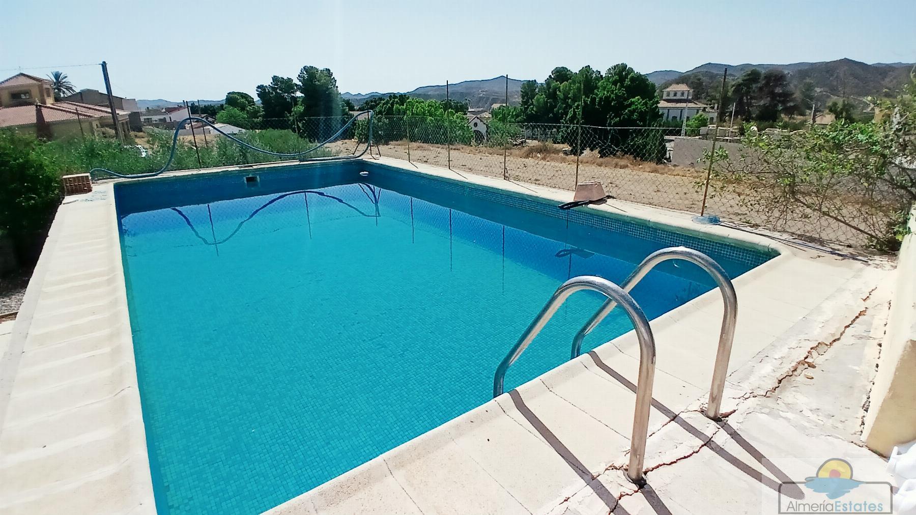Venta de villa en Zurgena