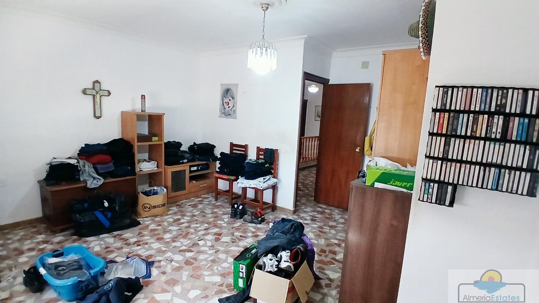 Venta de villa en Zurgena