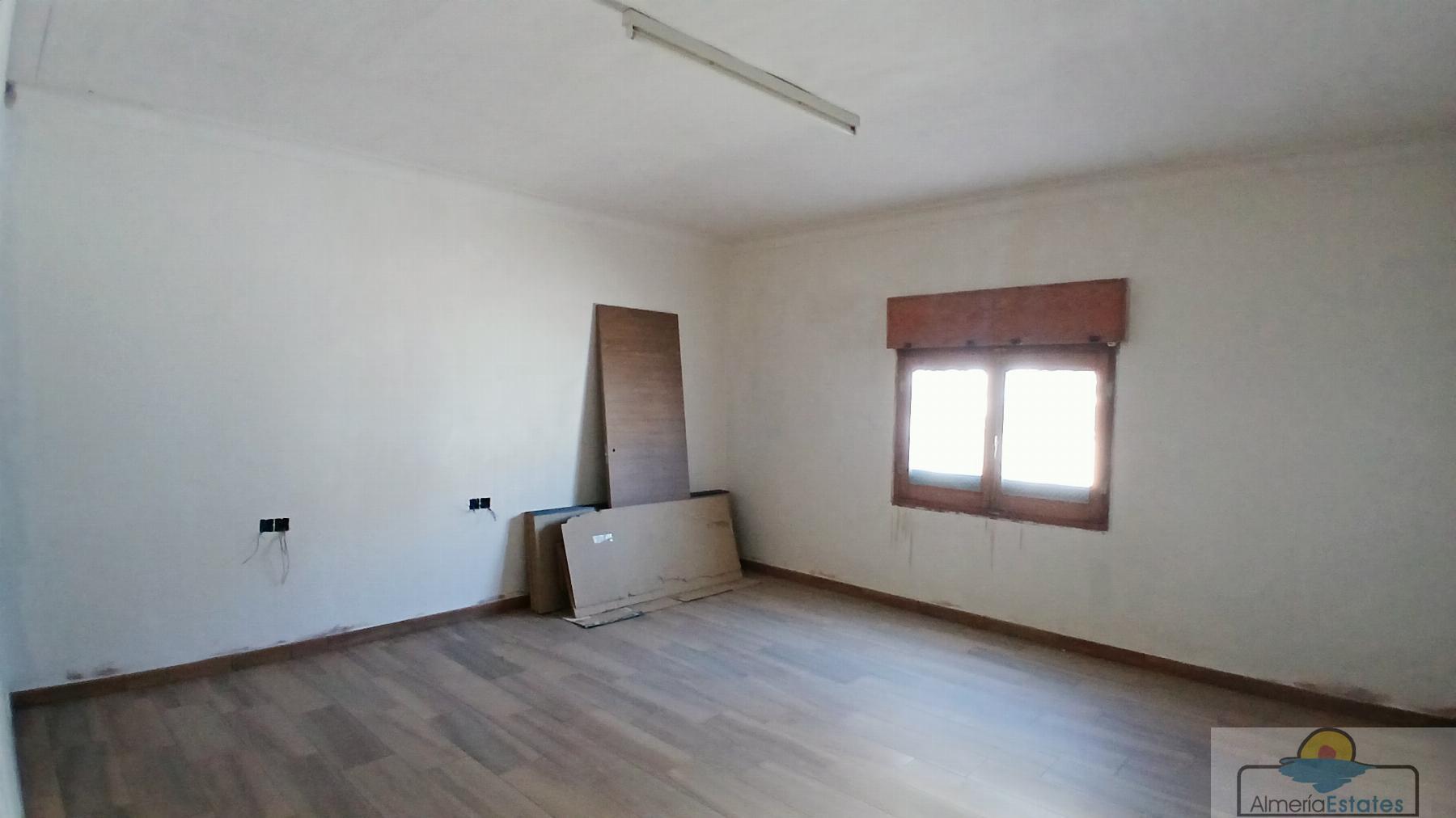 Venta de villa en Zurgena