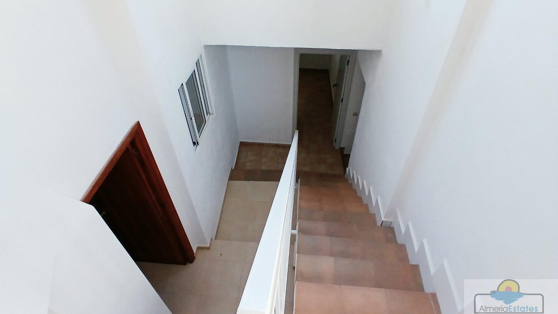 Venta de casa en Somontín