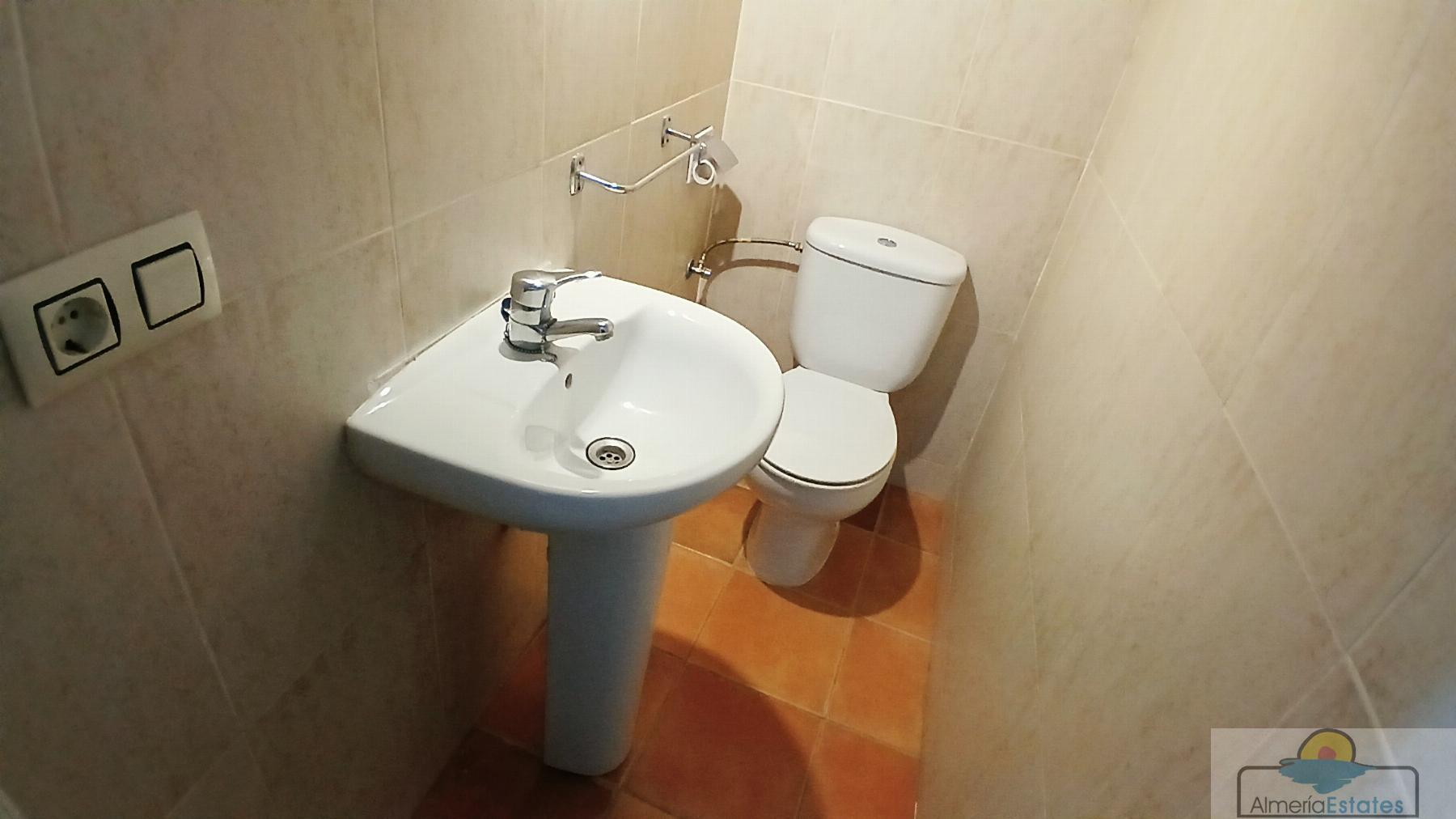 Venta de casa en Somontín