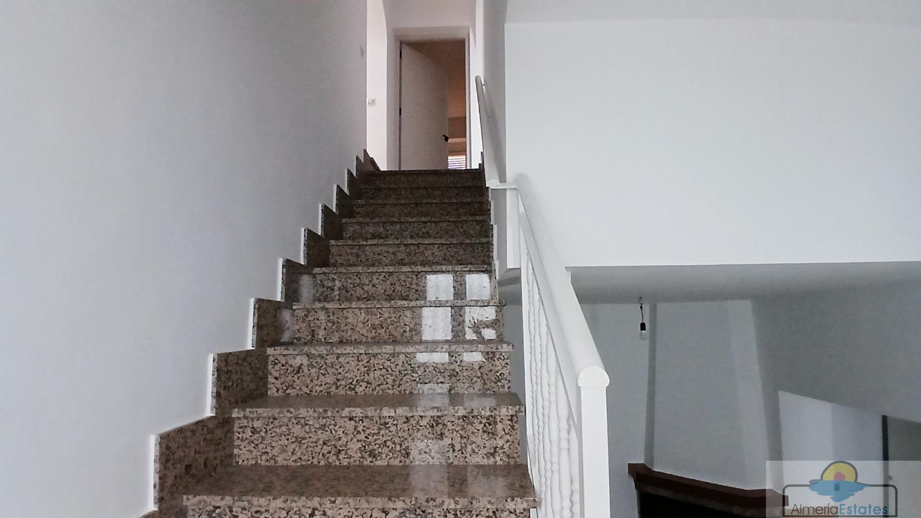 Venta de casa en Somontín