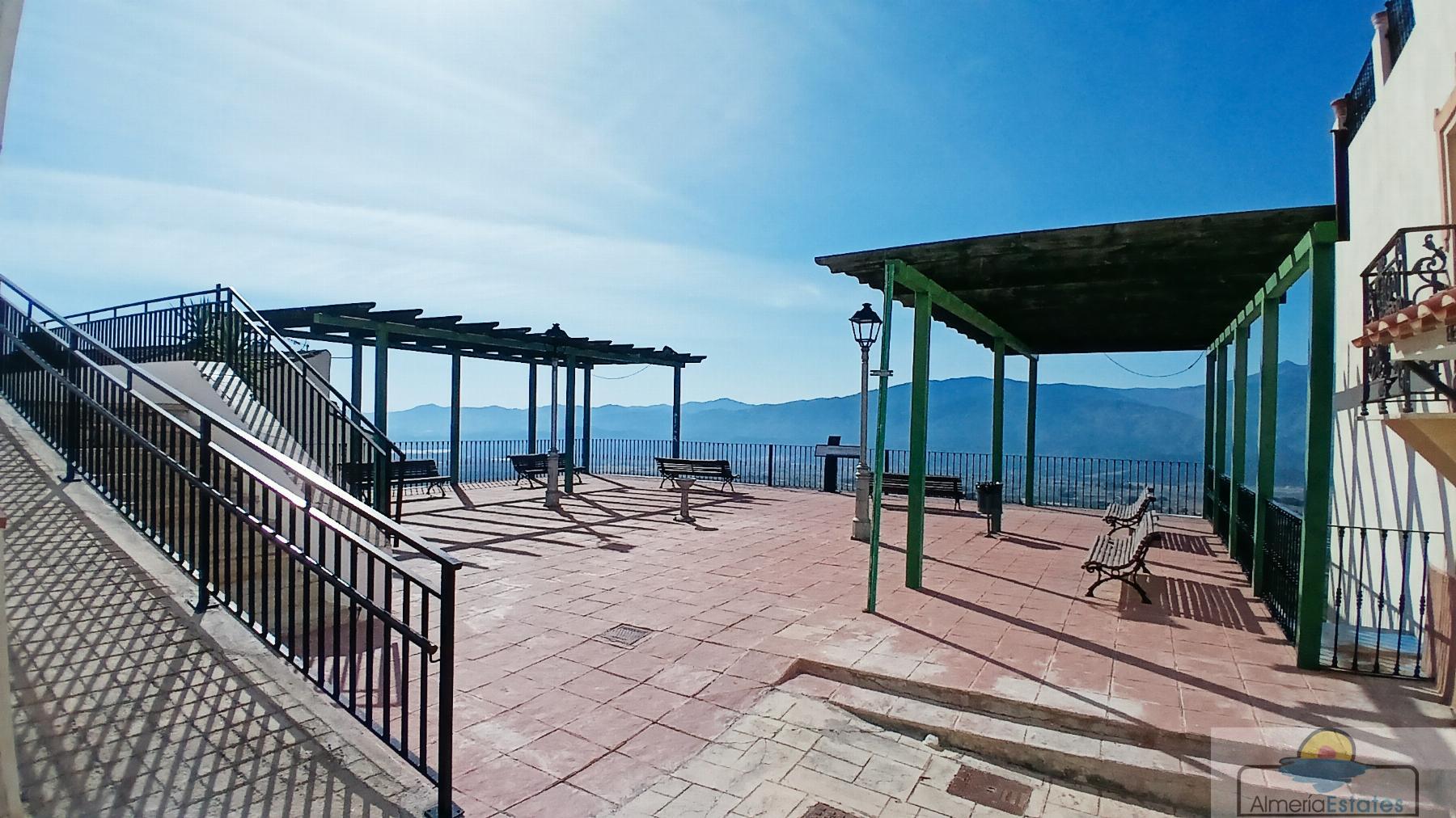 Venta de casa en Somontín