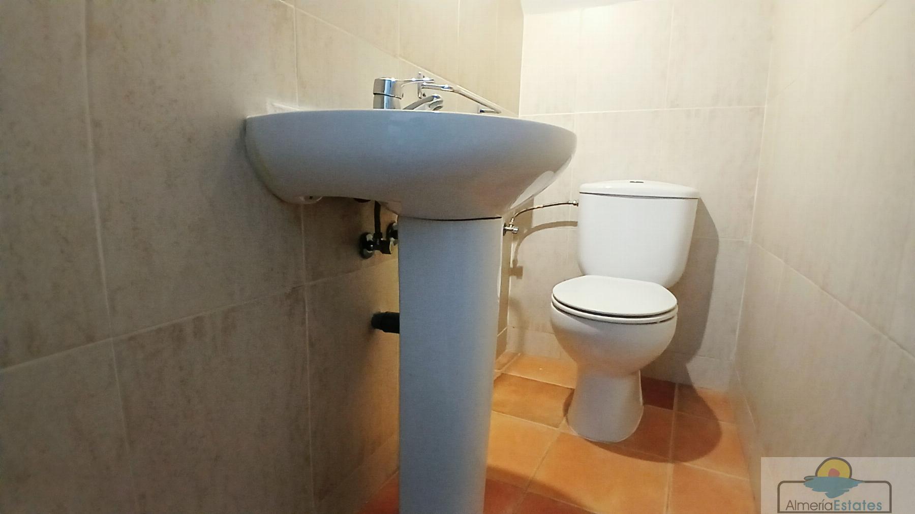 Venta de casa en Somontín