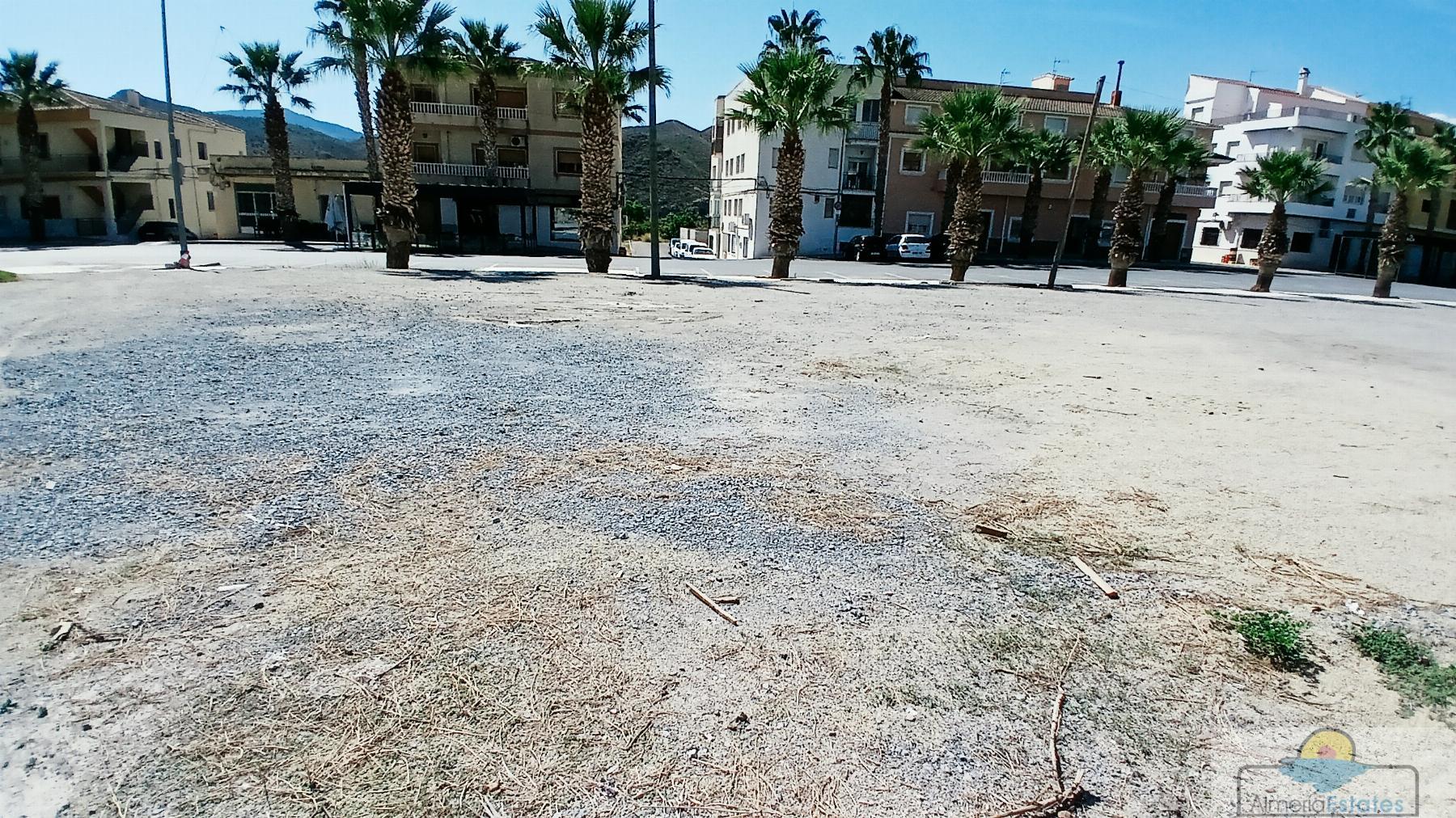 Venta de terreno en Fines