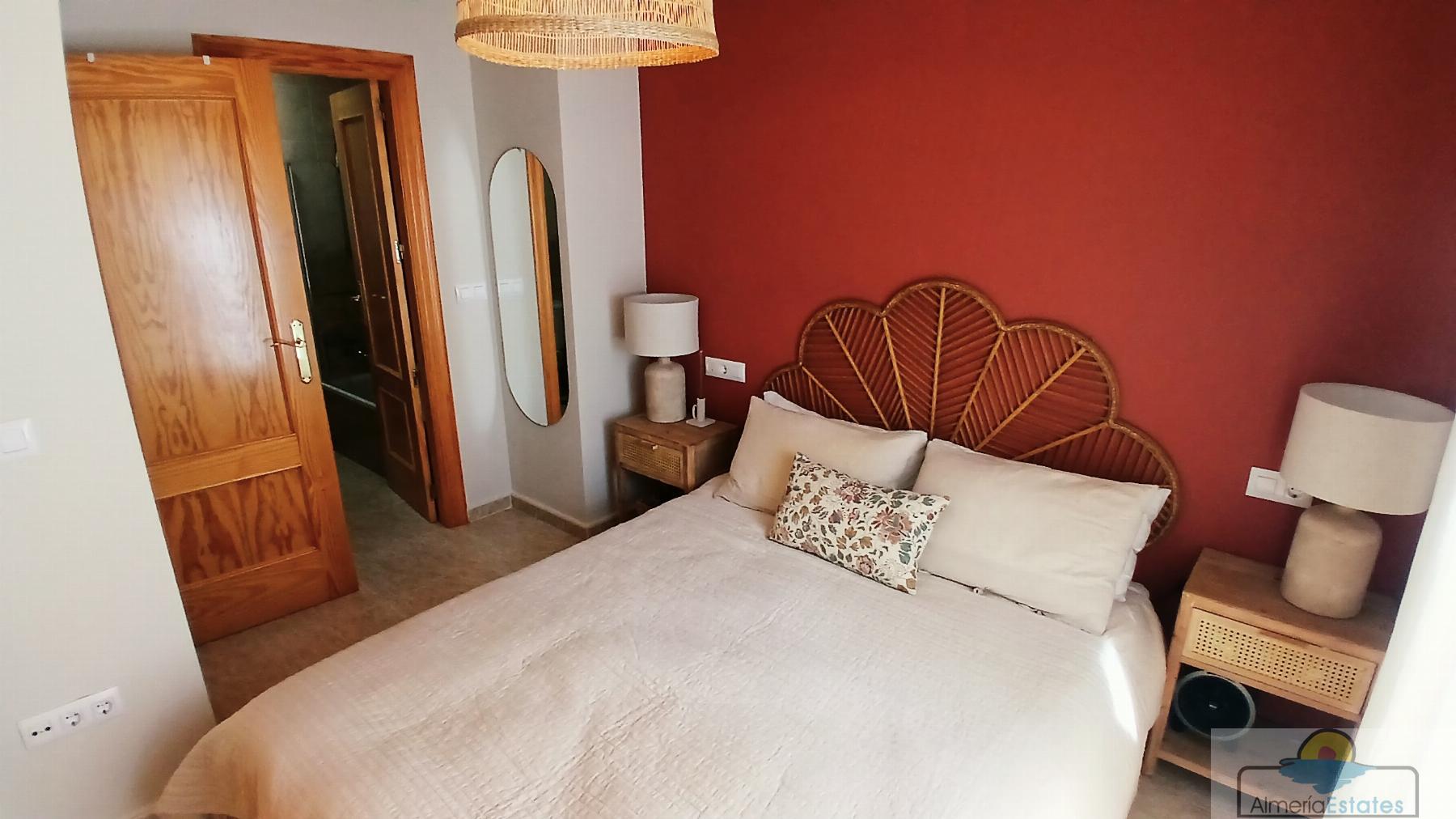 Venta de casa en Zurgena