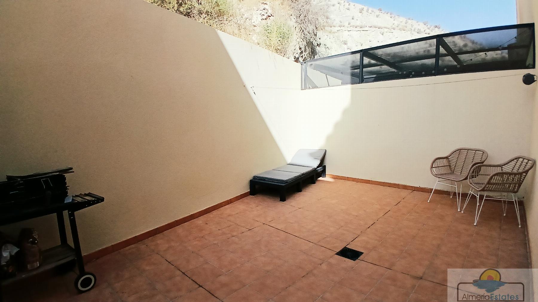 Venta de casa en Zurgena