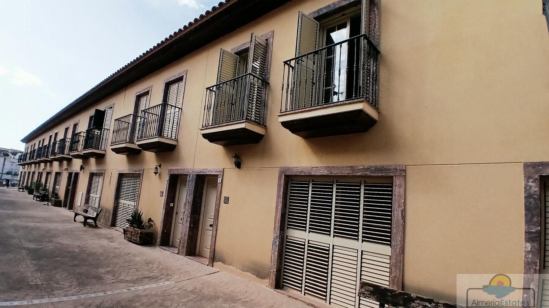 Venta de casa en Zurgena