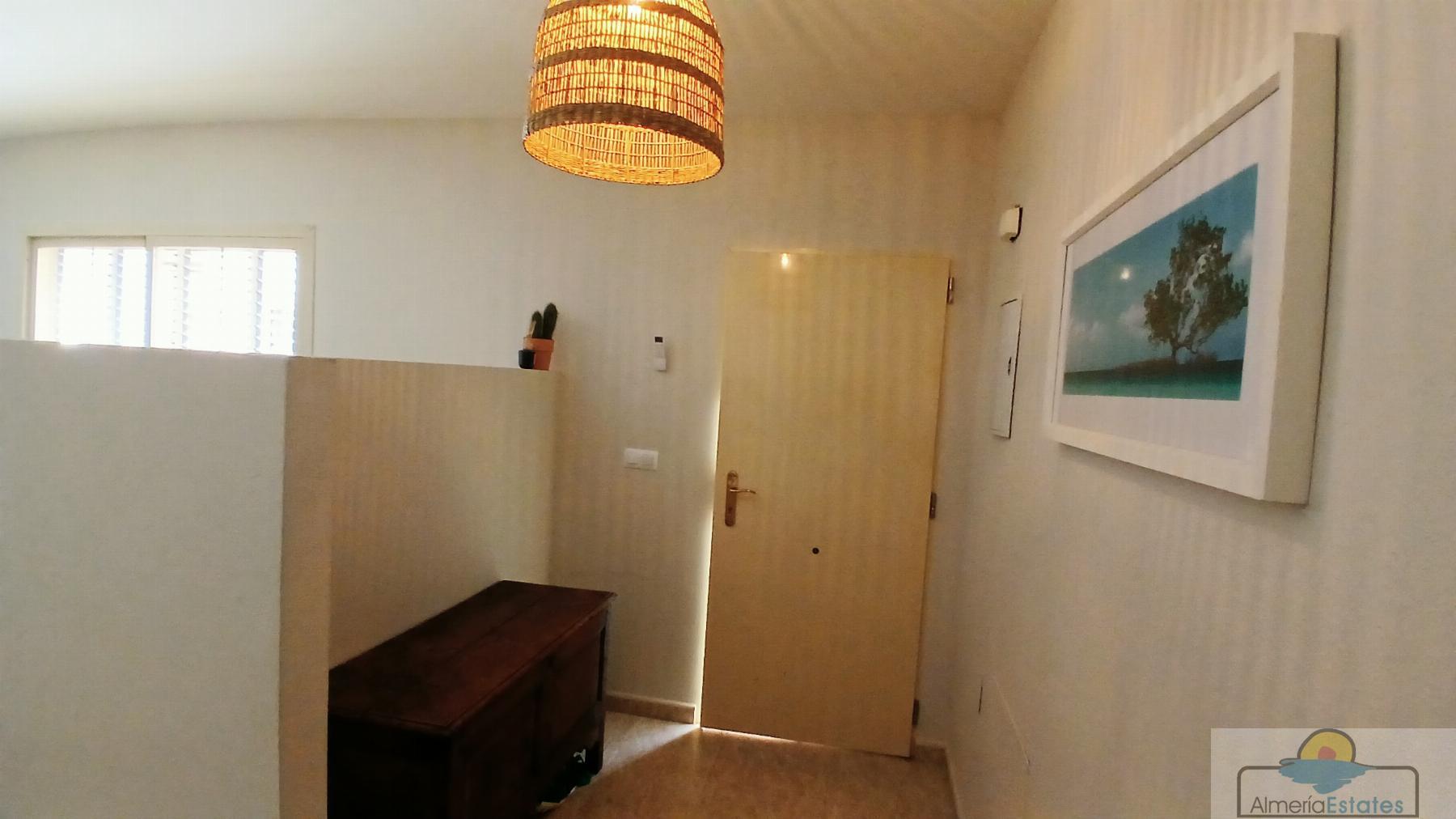 Venta de casa en Zurgena