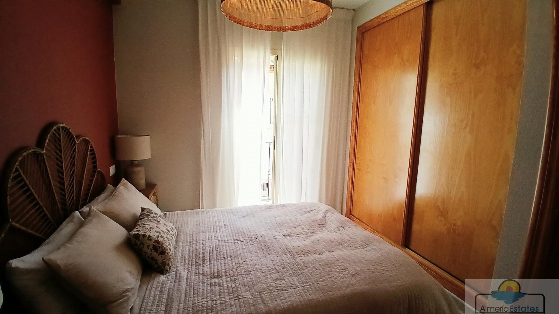 Venta de casa en Zurgena