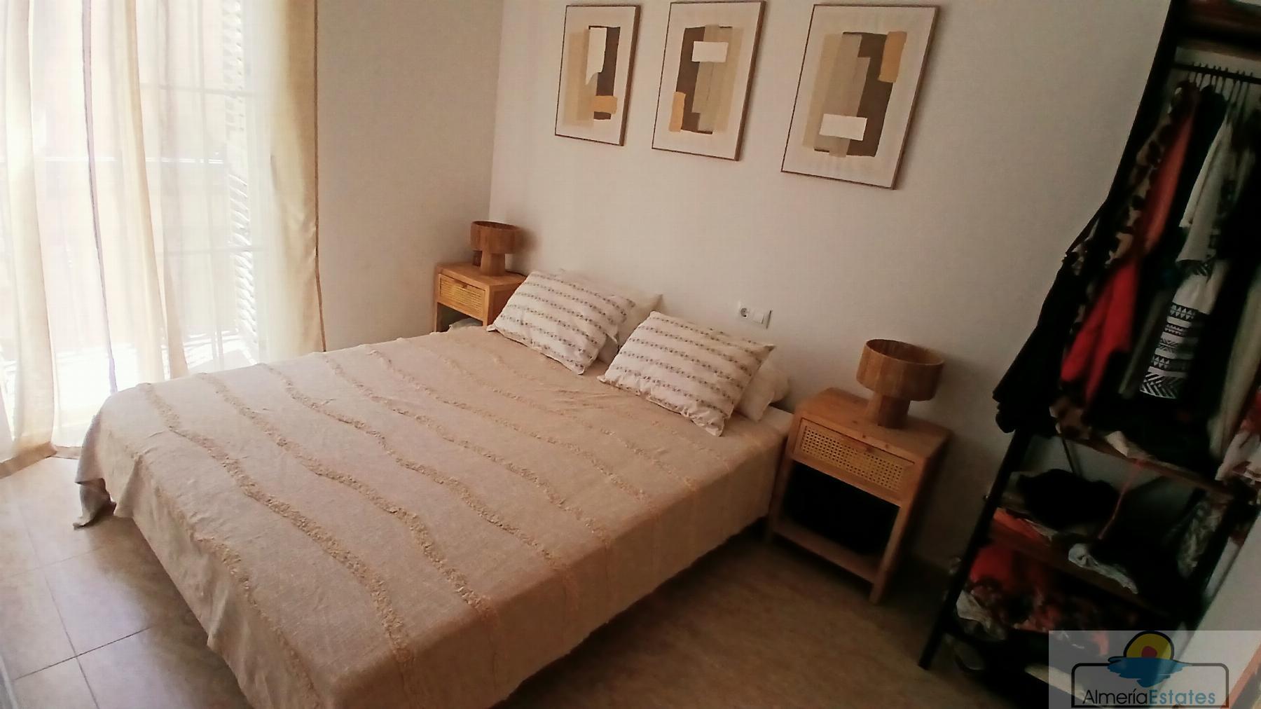 Venta de casa en Zurgena