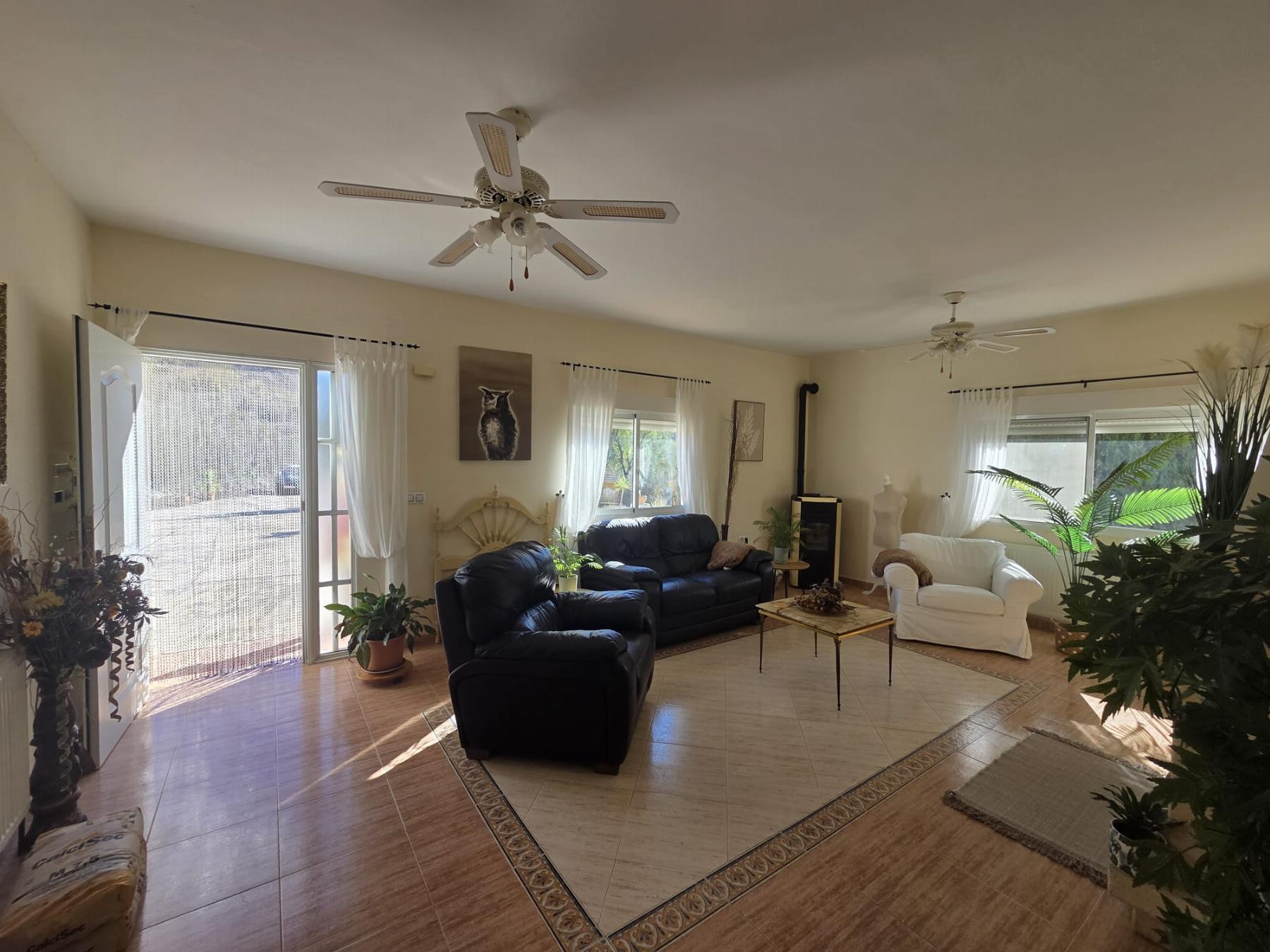 Venta de casa en Oria