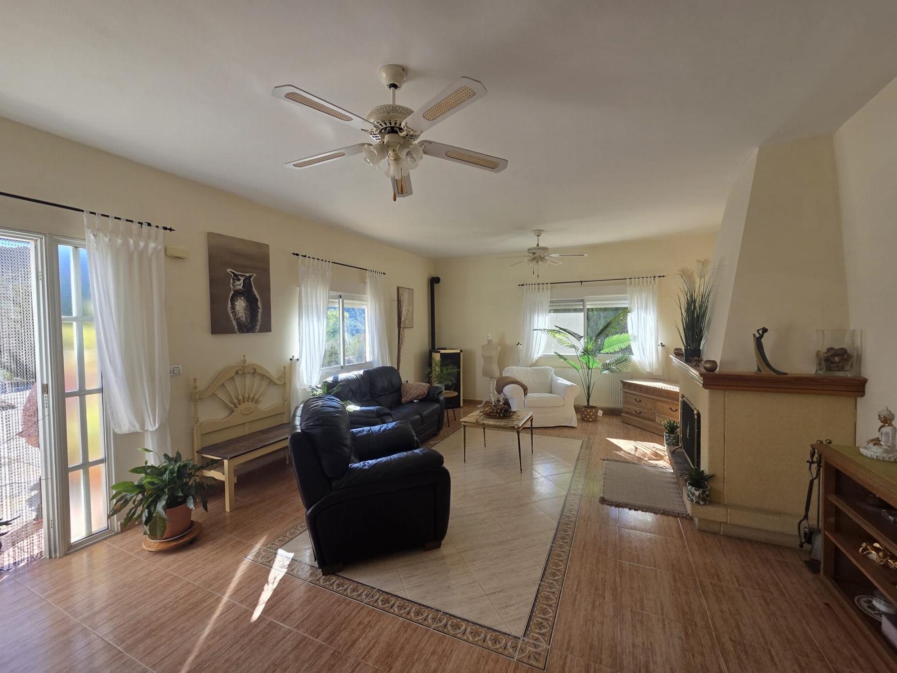 Venta de casa en Oria