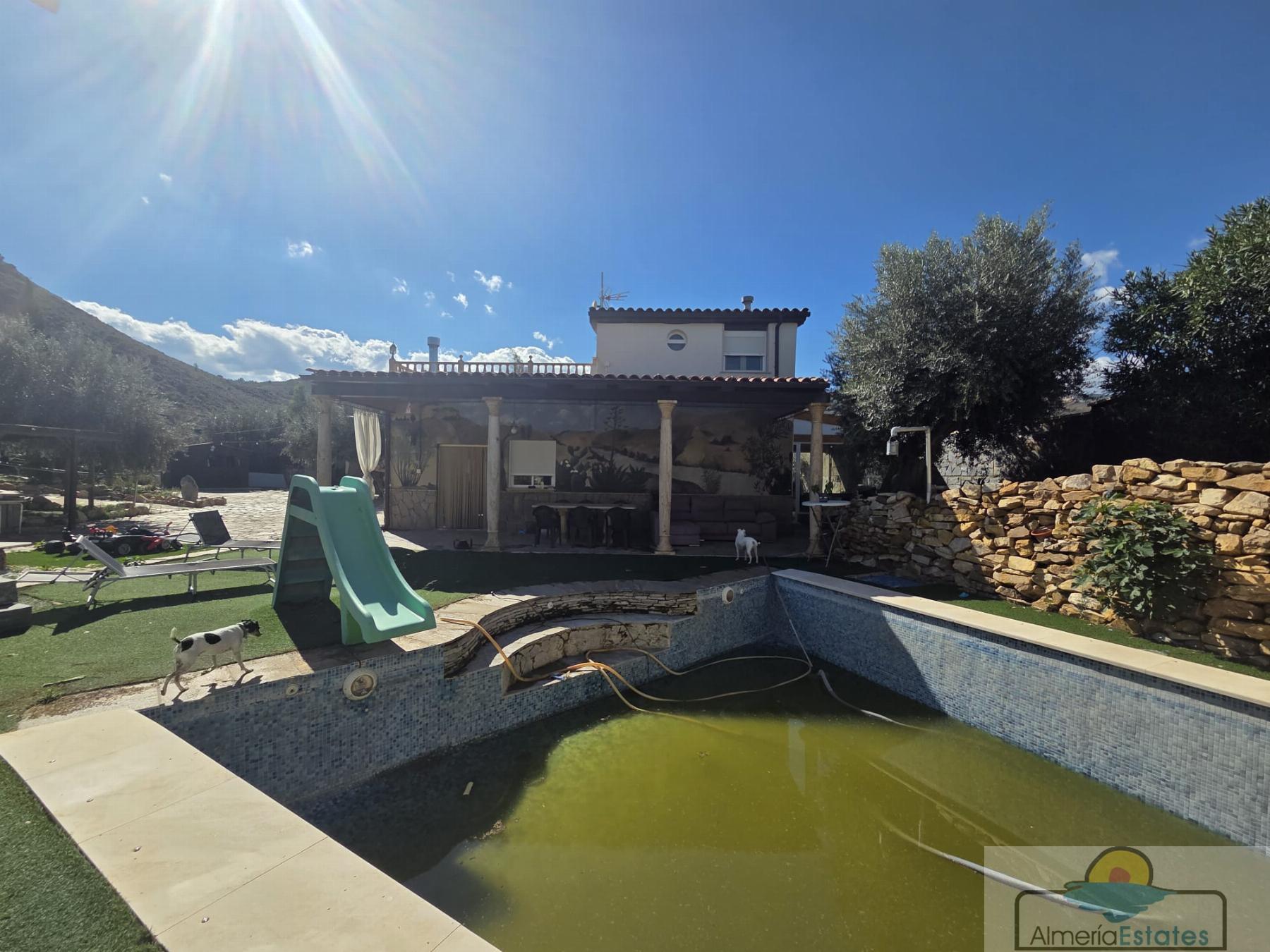 Alquiler de casa en Macael