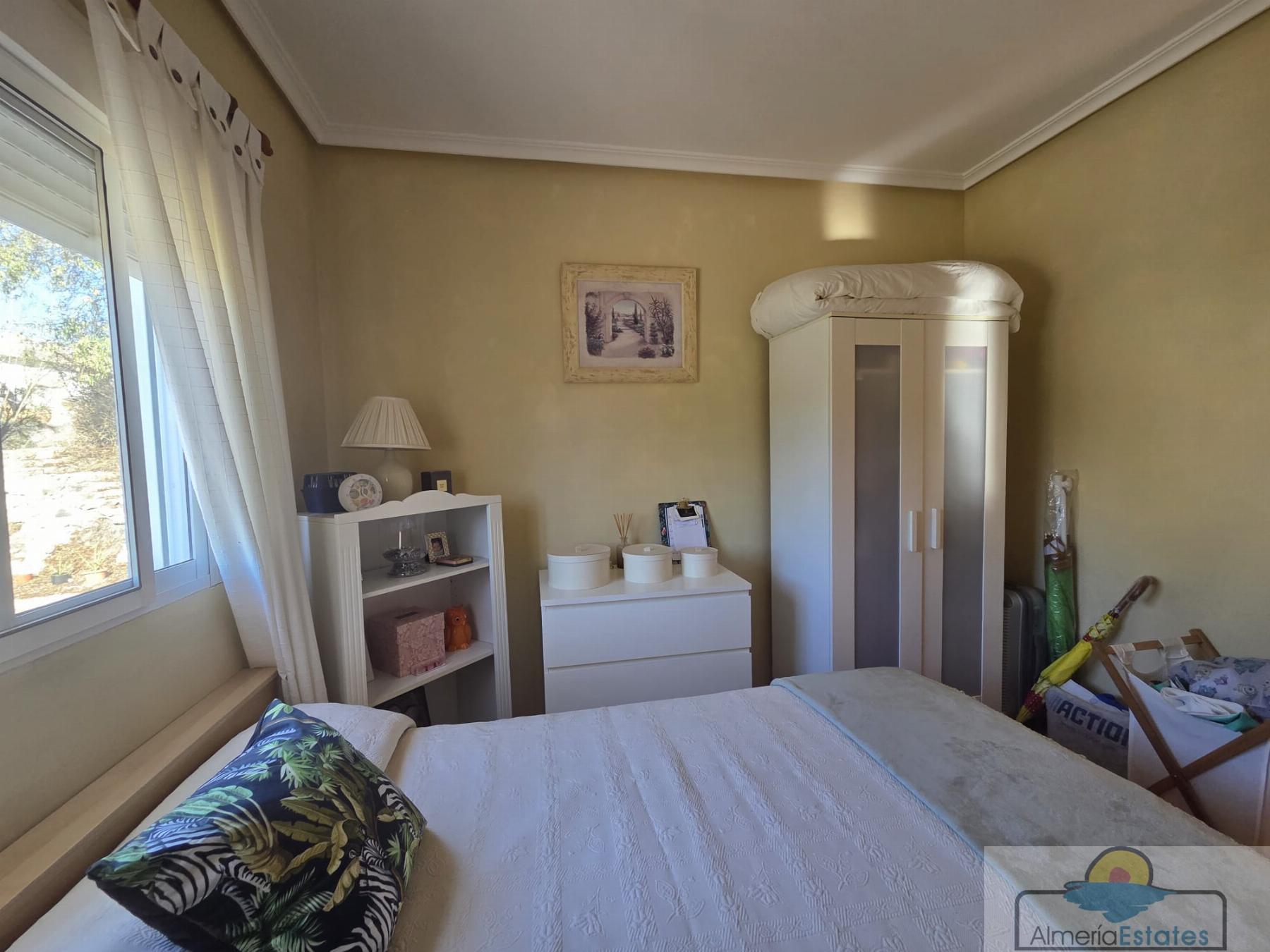 Venta de casa en Oria
