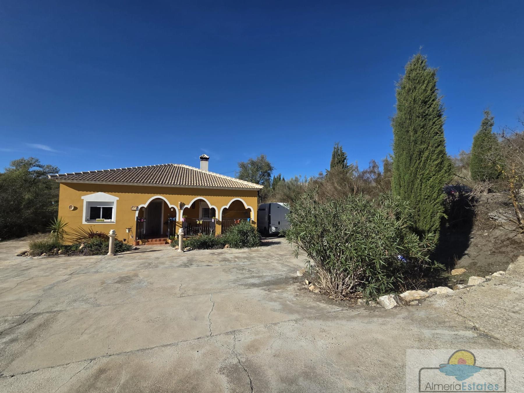 Venta de casa en Oria
