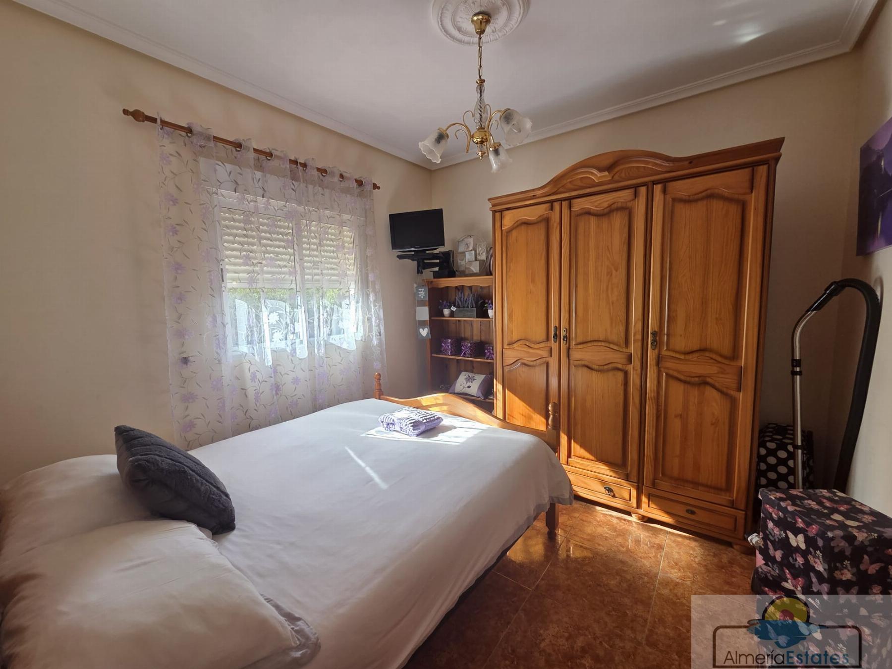 Venta de casa en Oria
