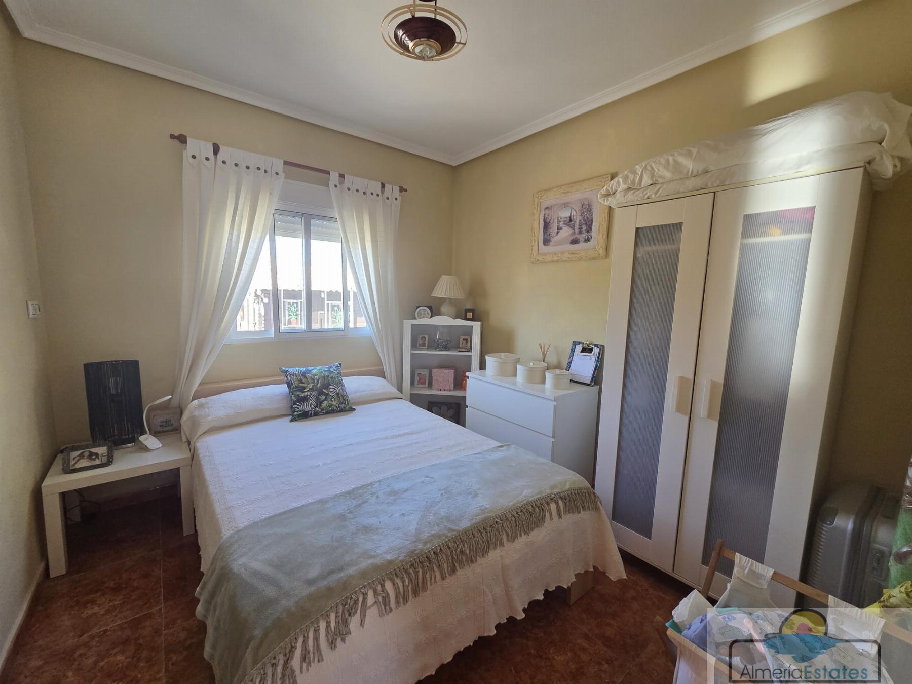 Venta de casa en Oria