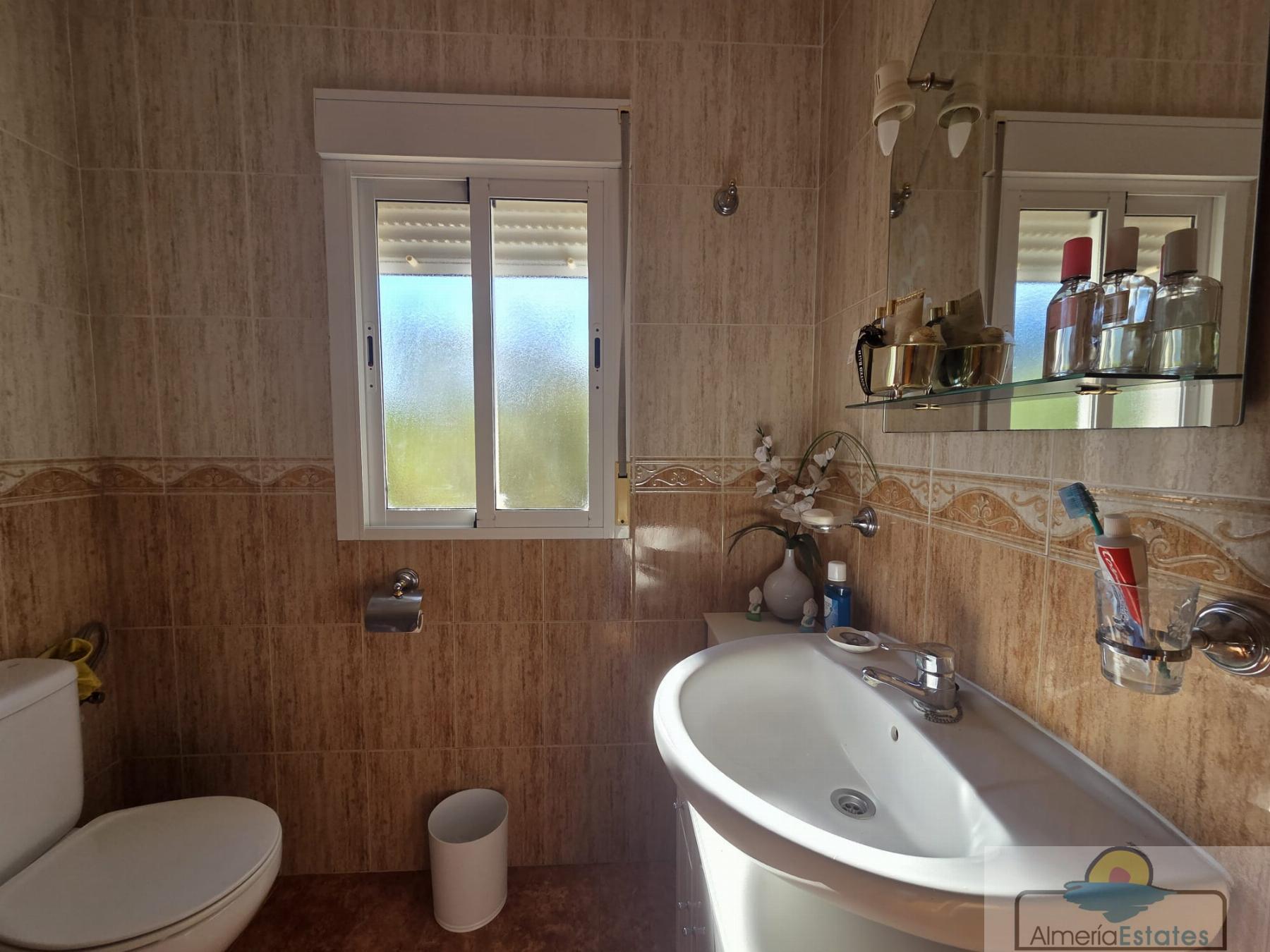 Venta de casa en Oria