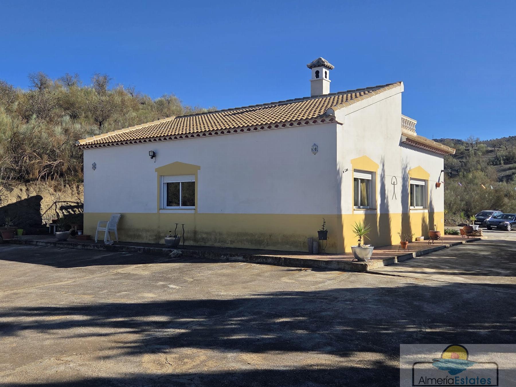 Venta de casa en Oria