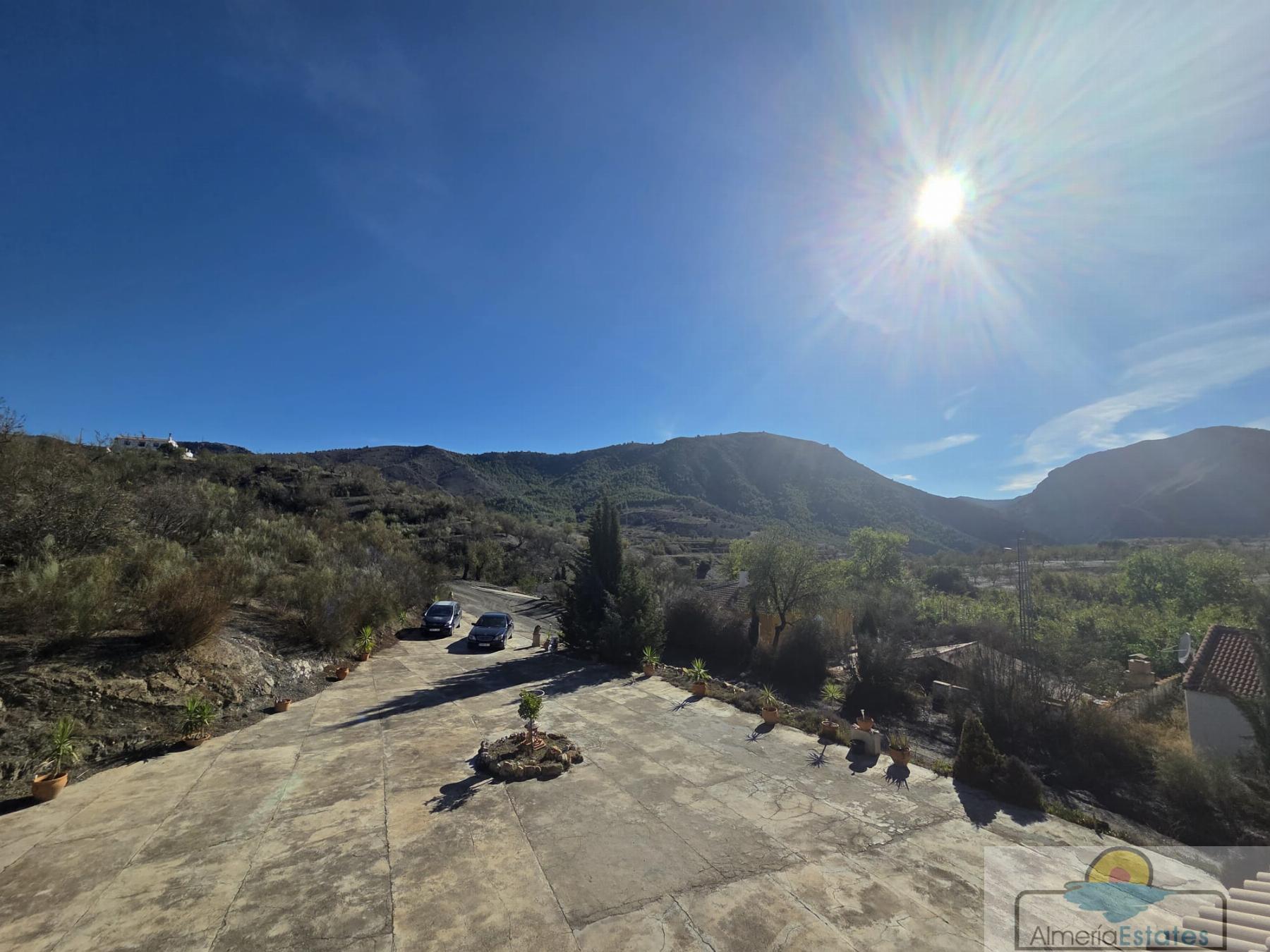 Venta de casa en Oria