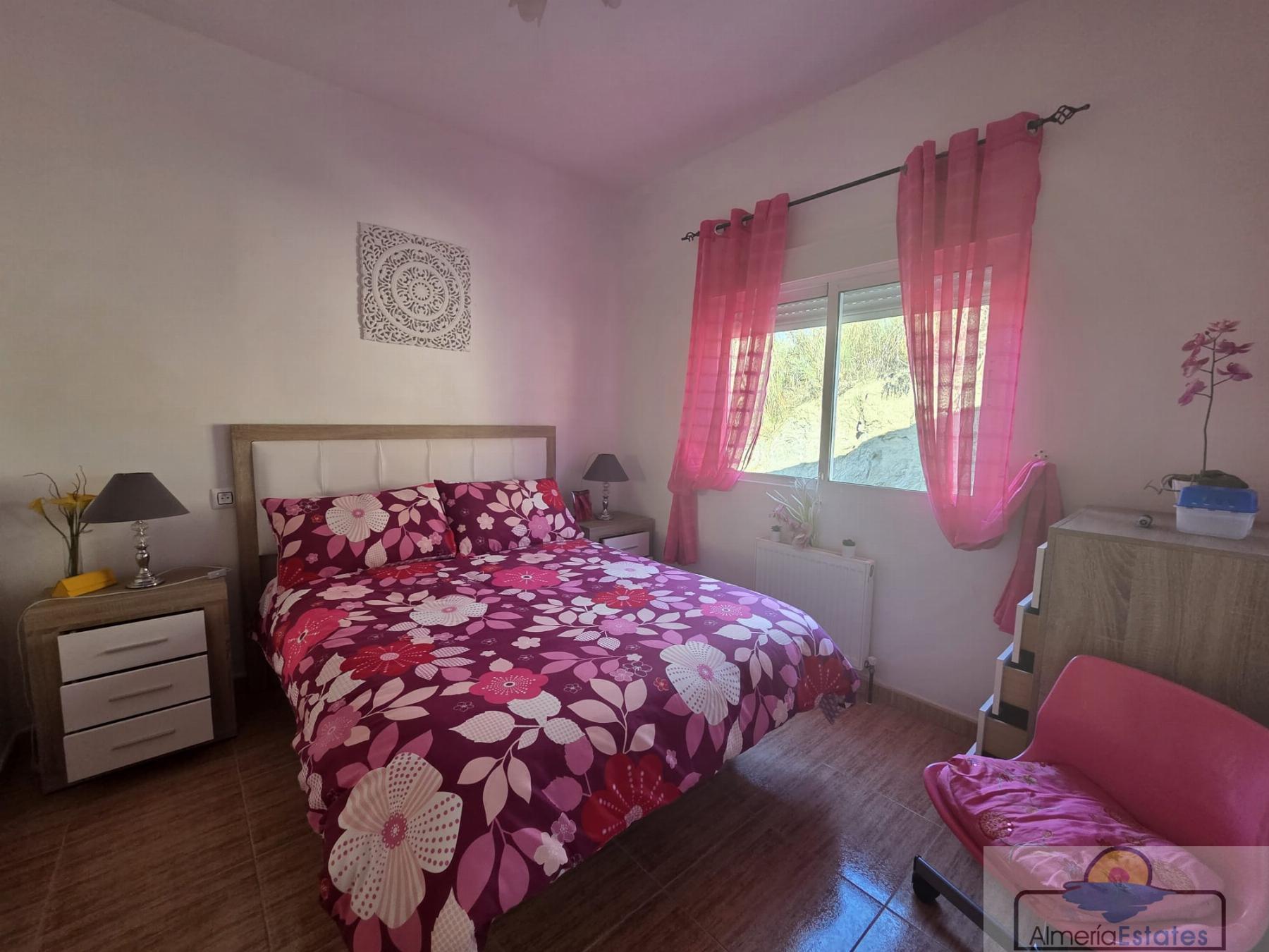 Venta de casa en Oria