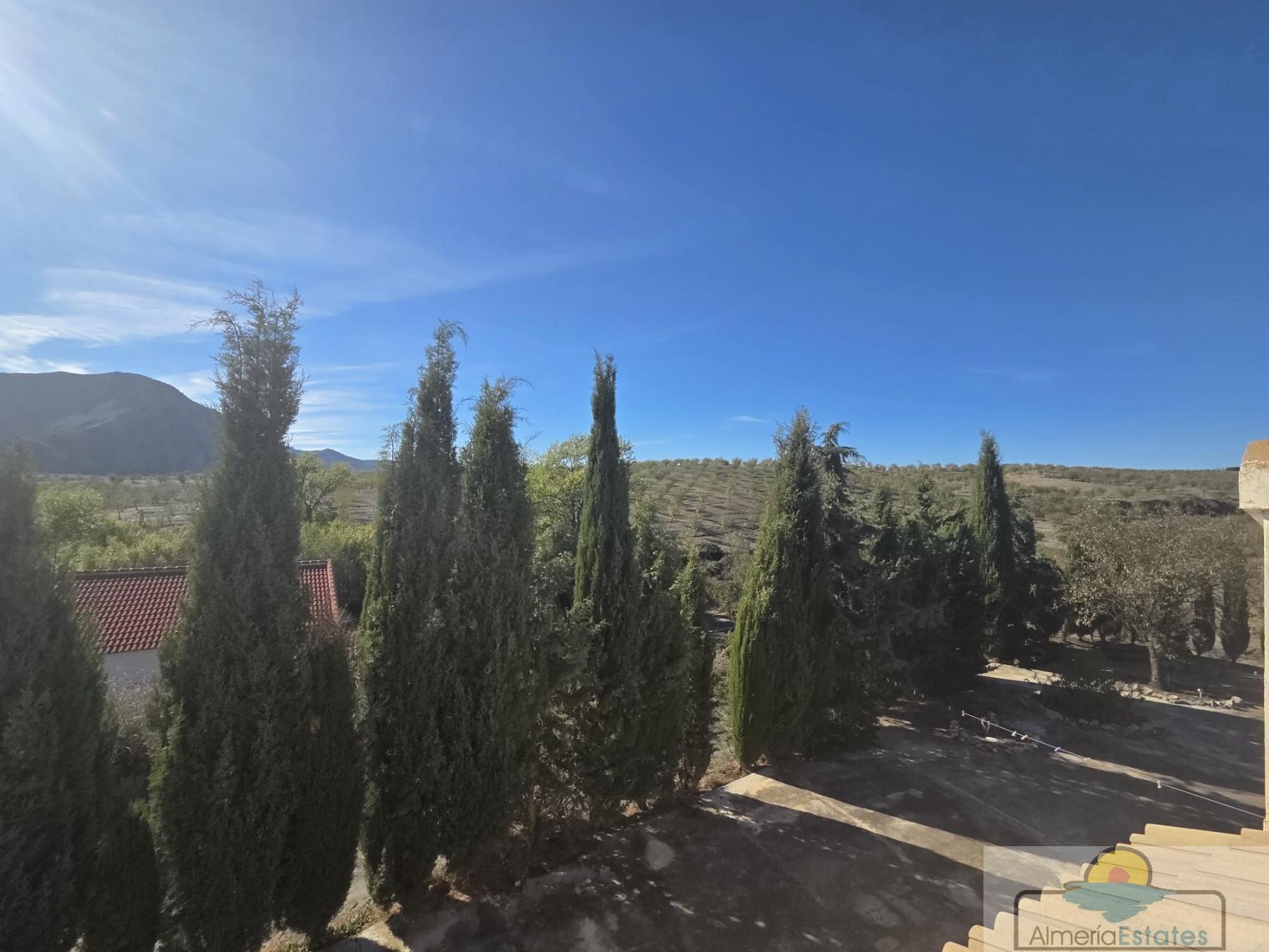 Venta de casa en Oria