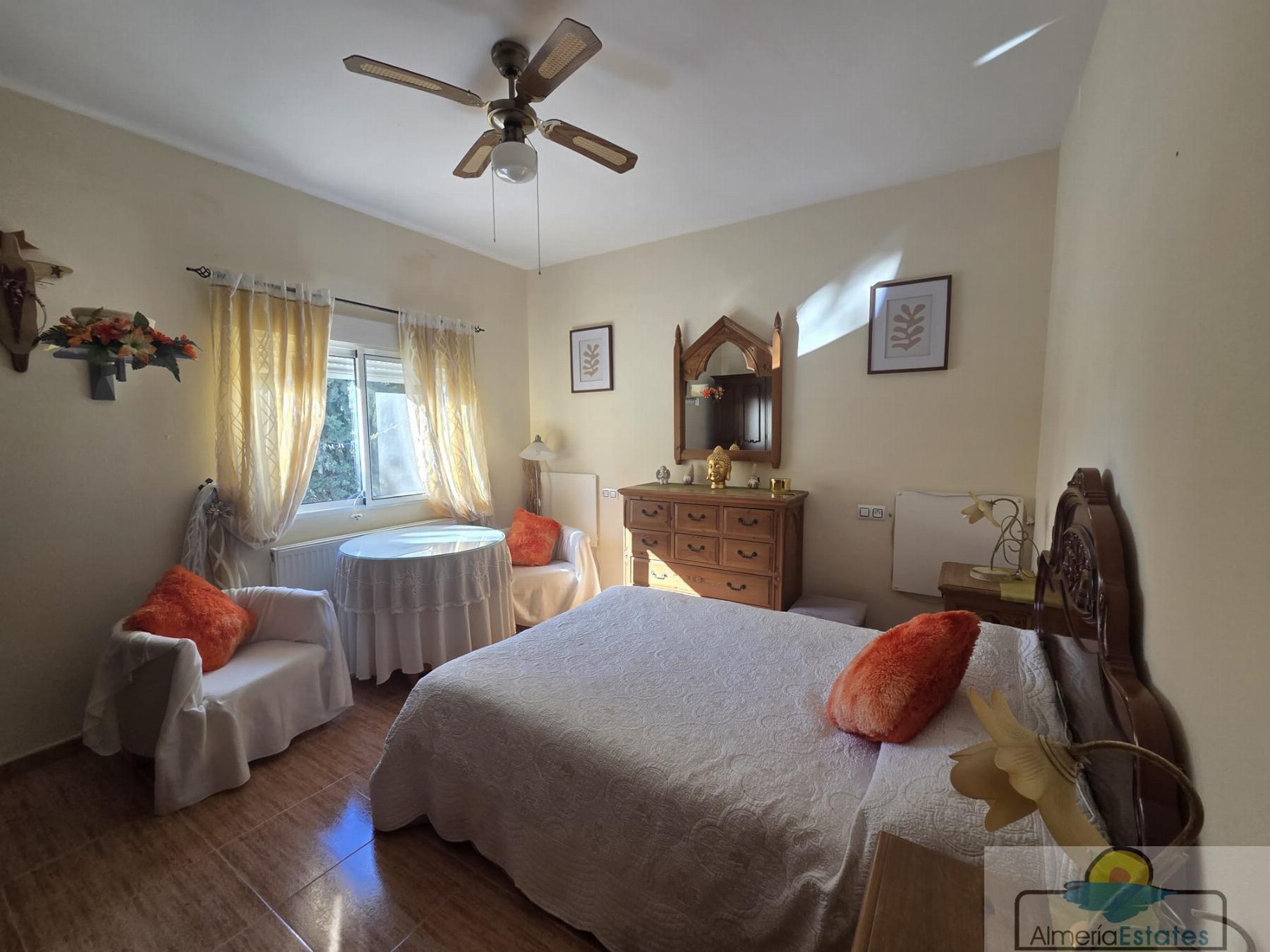 Venta de casa en Oria