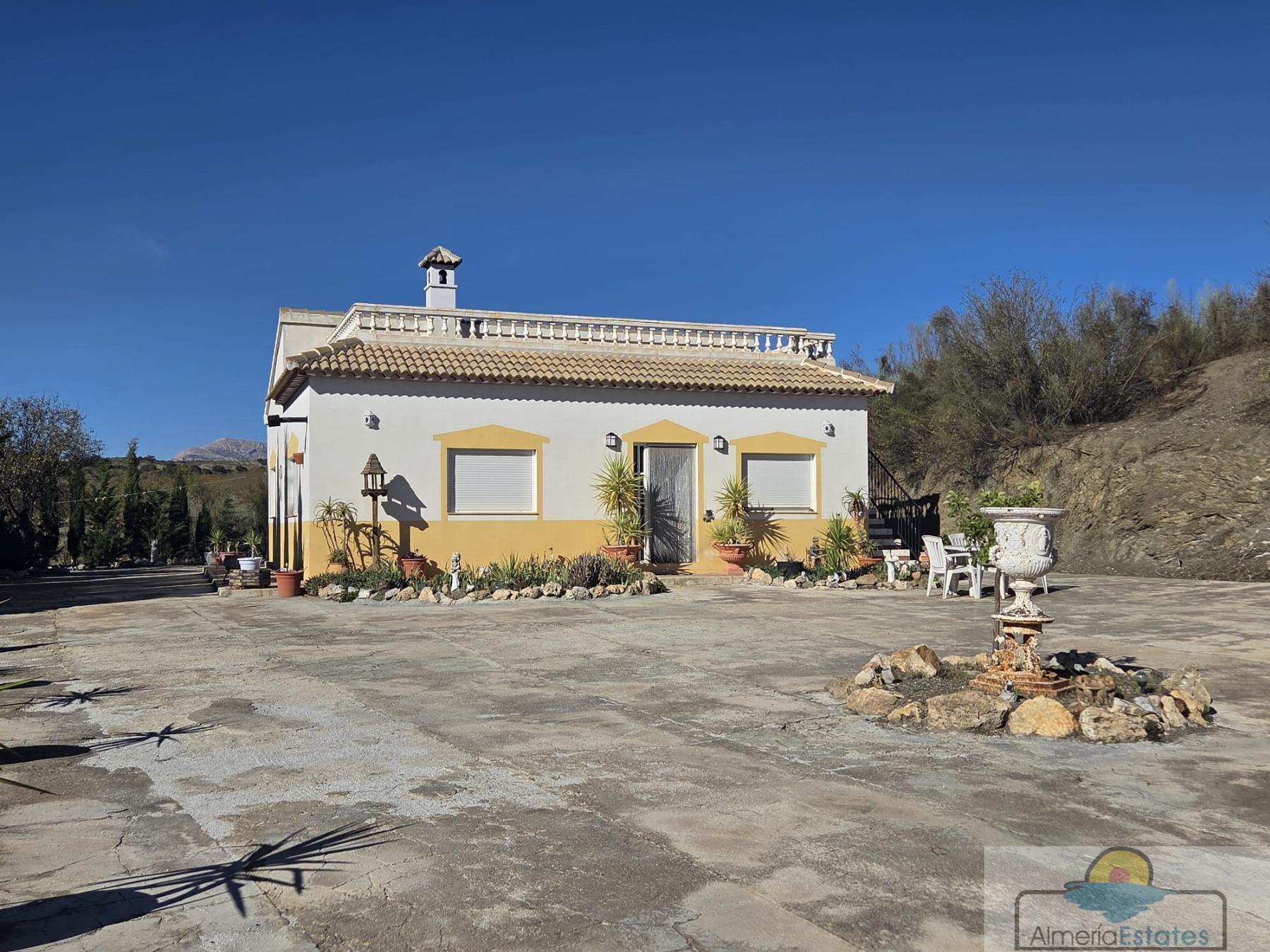 Venta de casa en Oria