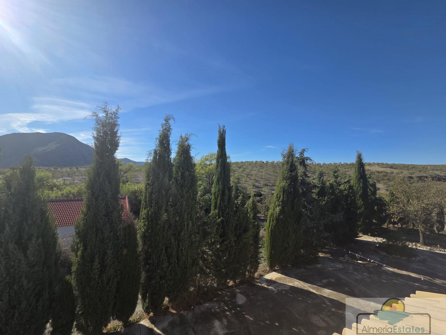 Venta de casa en Oria