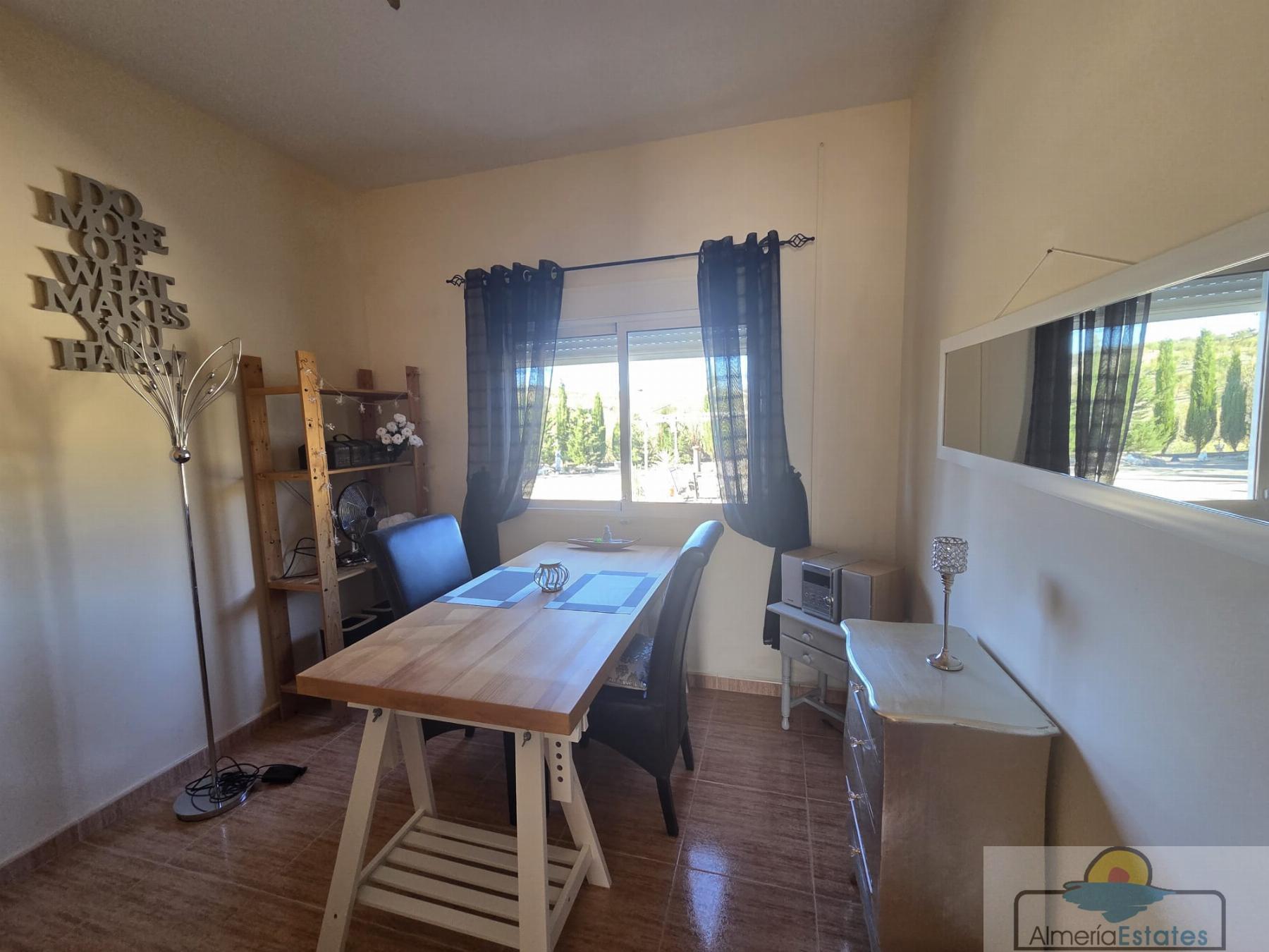 Venta de casa en Oria