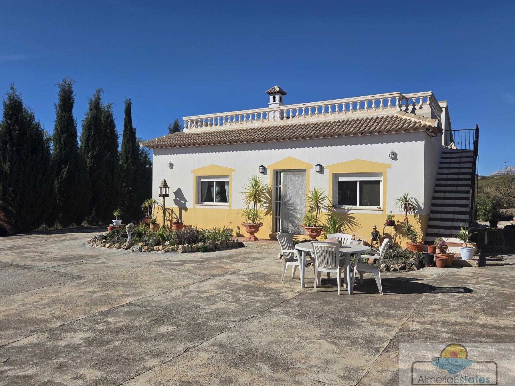 Venta de casa en Oria