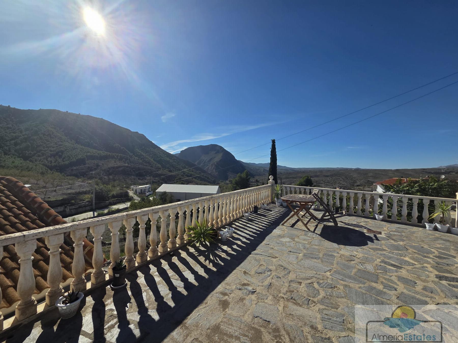 Venta de casa en Oria