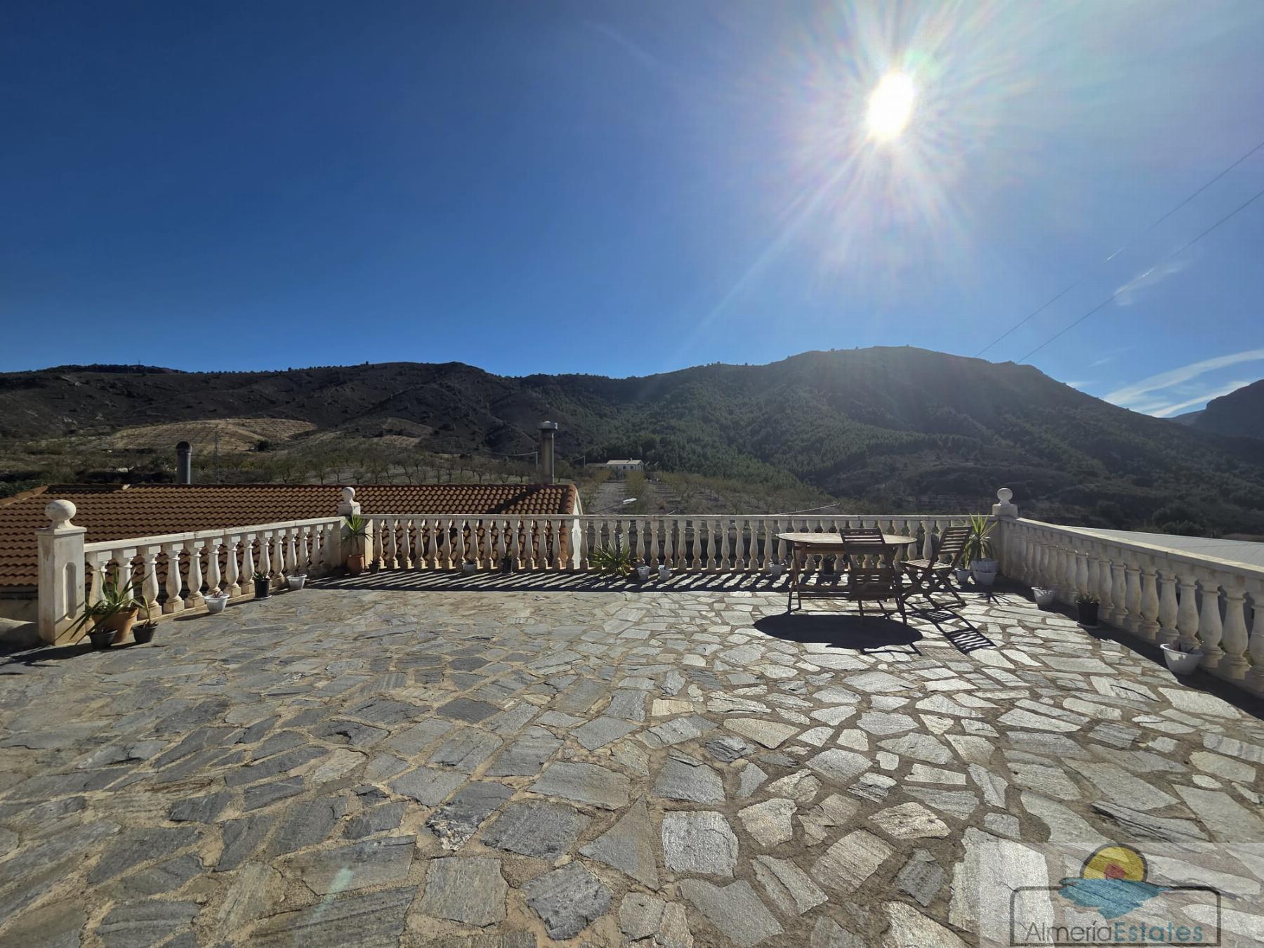 Venta de casa en Oria