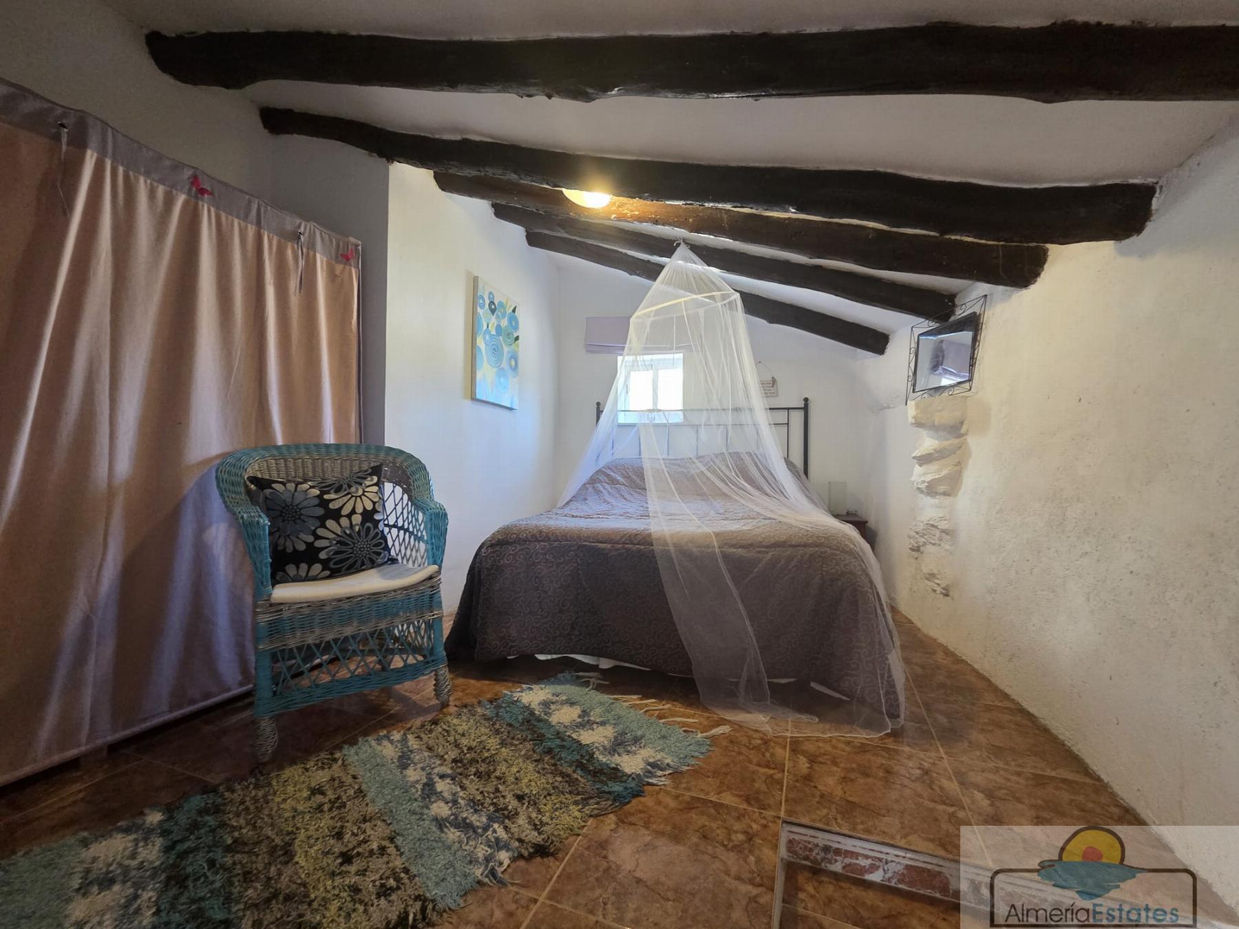 Venta de casa en Oria