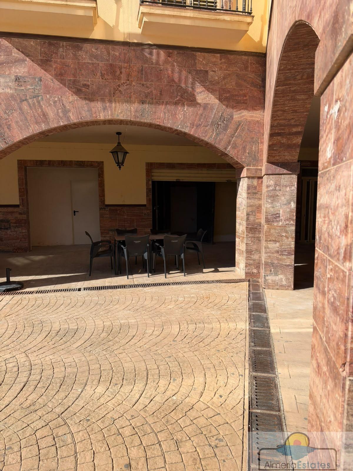 Alquiler de local en Huércal-Overa