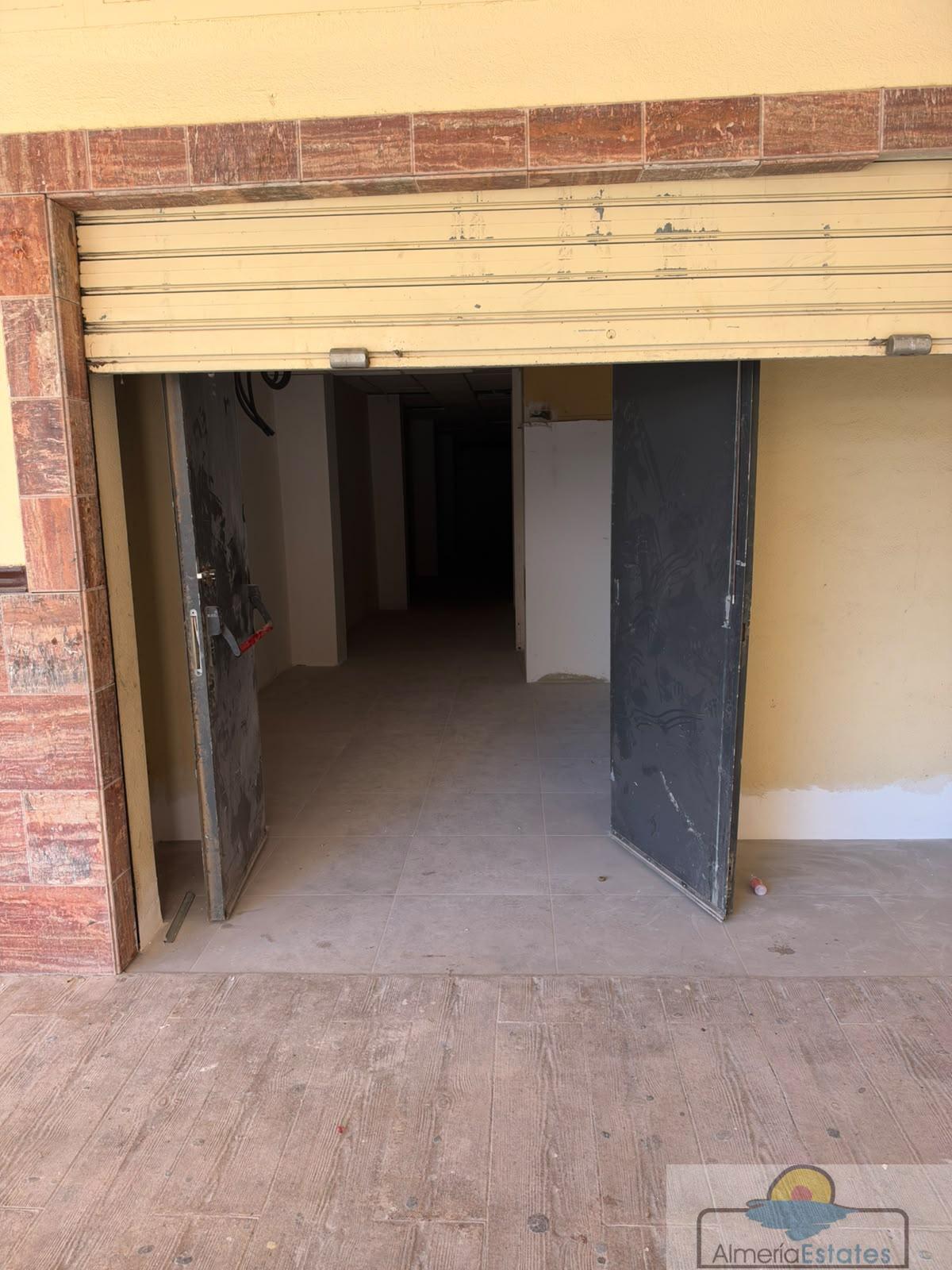 Alquiler de local en Huércal-Overa