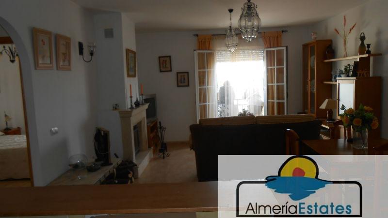 Venta de piso en Taberno