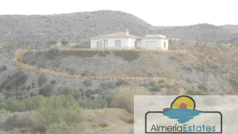 For sale of villa in Taberno