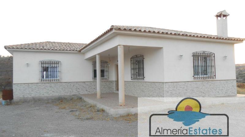 For sale of villa in Taberno